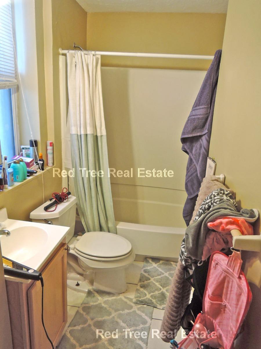 17 Highgate St, Allston