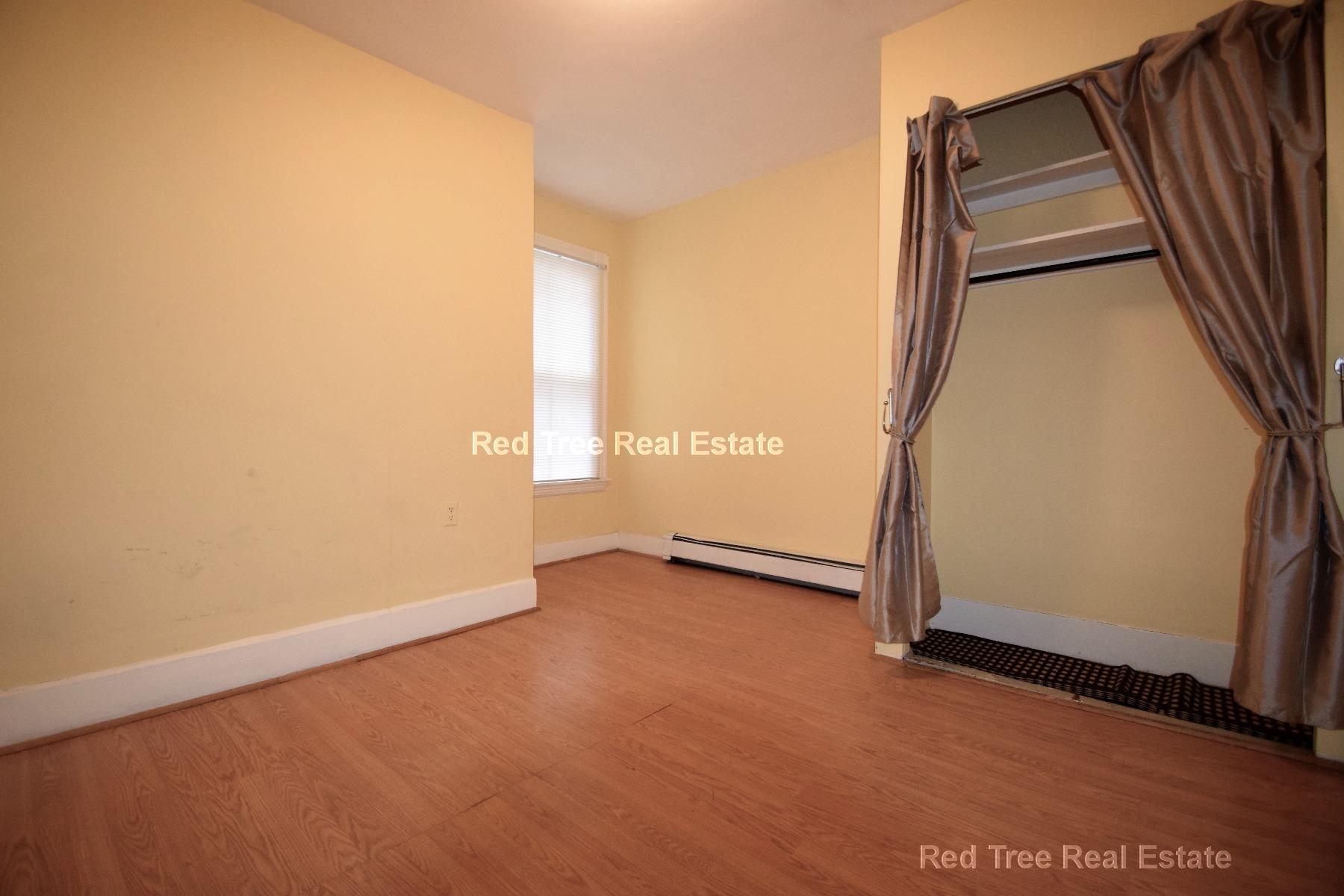 9 Higgins St, Brighton