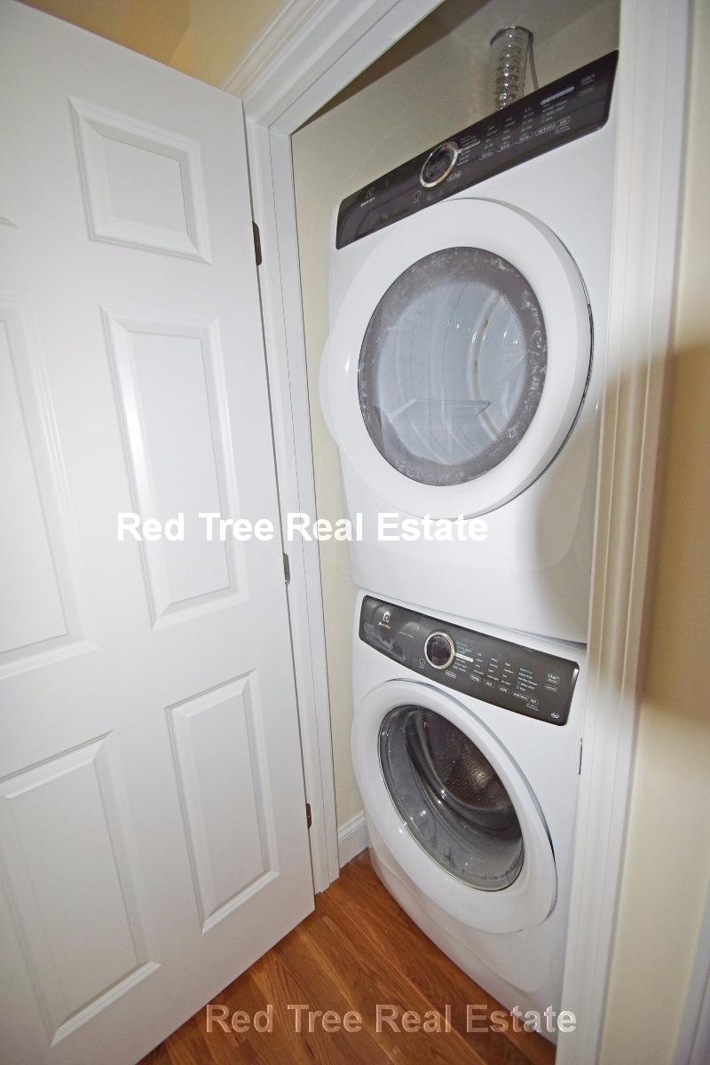 3 bed, 1 bath apartment for rent at 3235 Washington St Unit 2, Jamaica Plain — photo 31 of 34