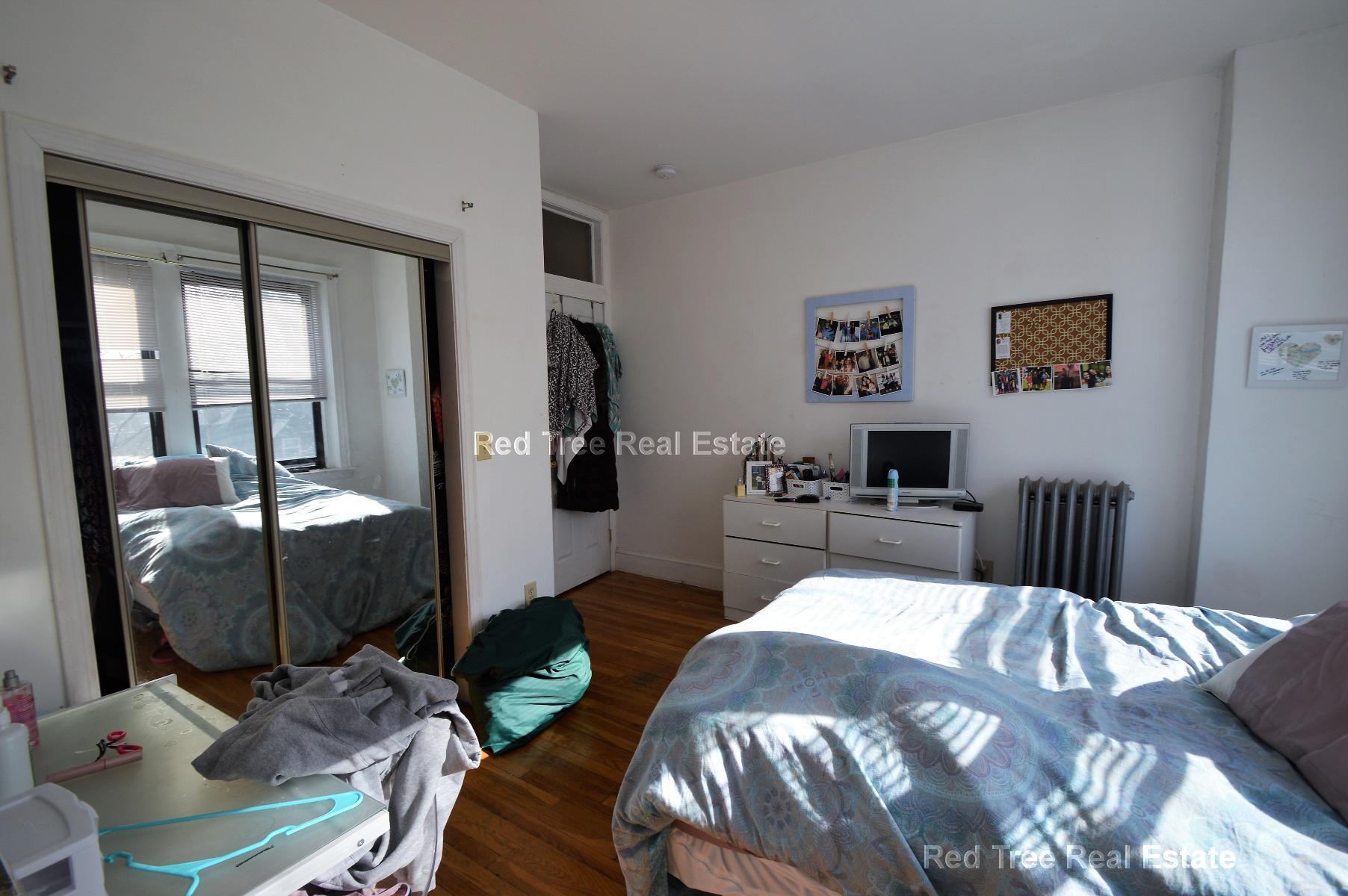 35 Cummings Rd, Brighton