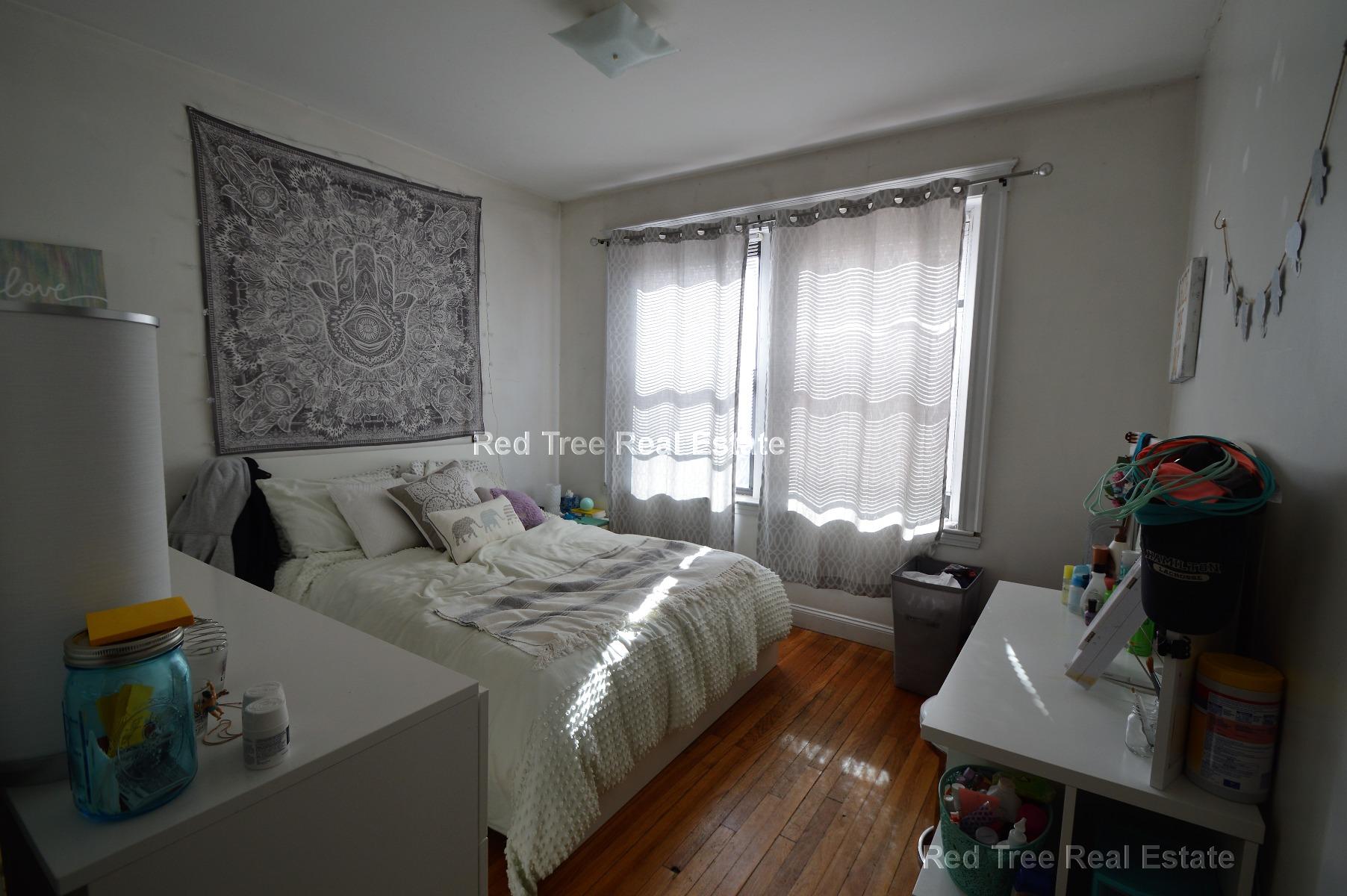 35 Cummings Rd, Brighton