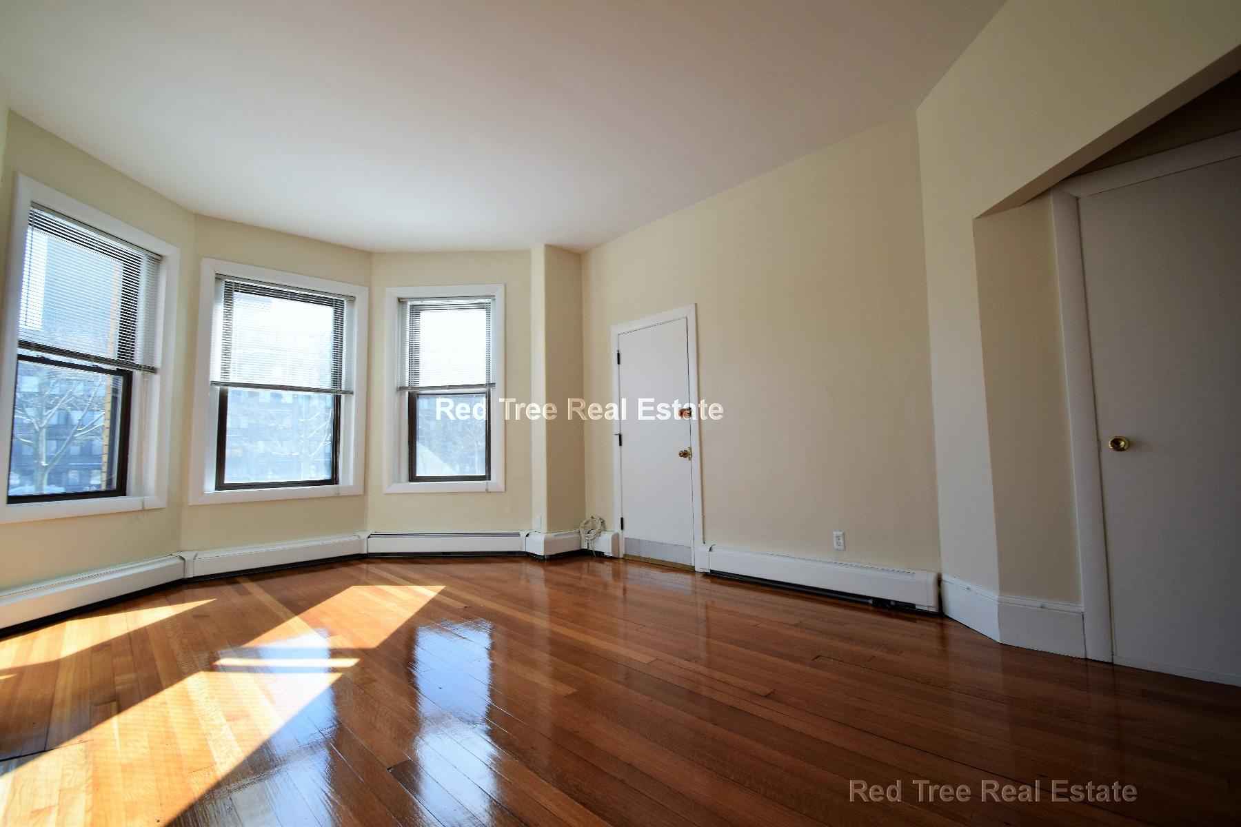 1728 Beacon St, Brookline