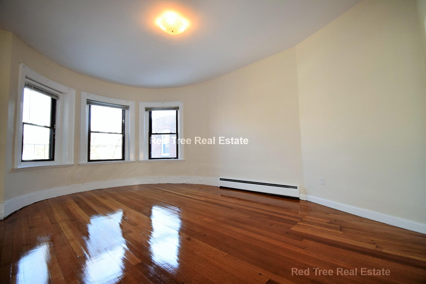 1728 Beacon St, Brookline
