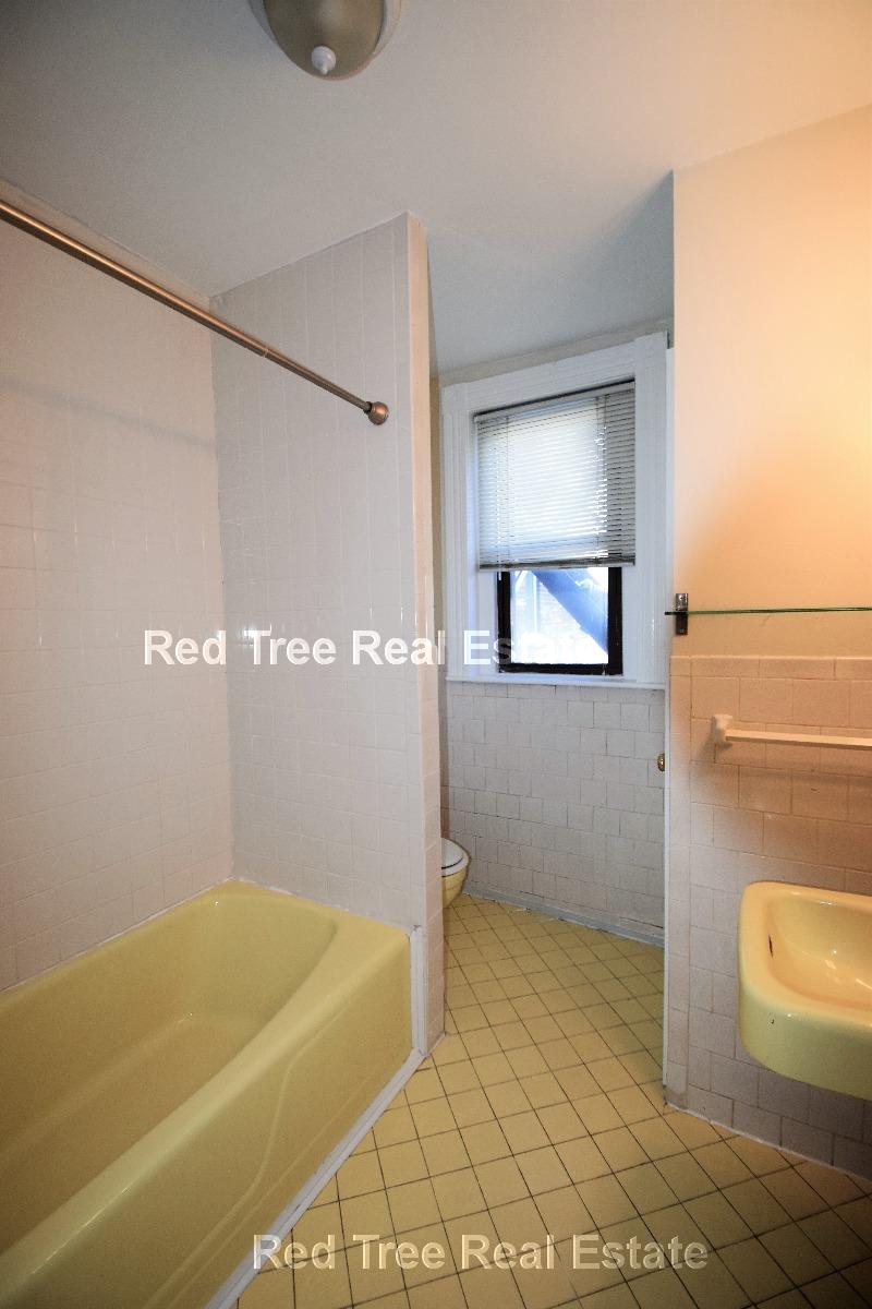 1728 Beacon St, Brookline