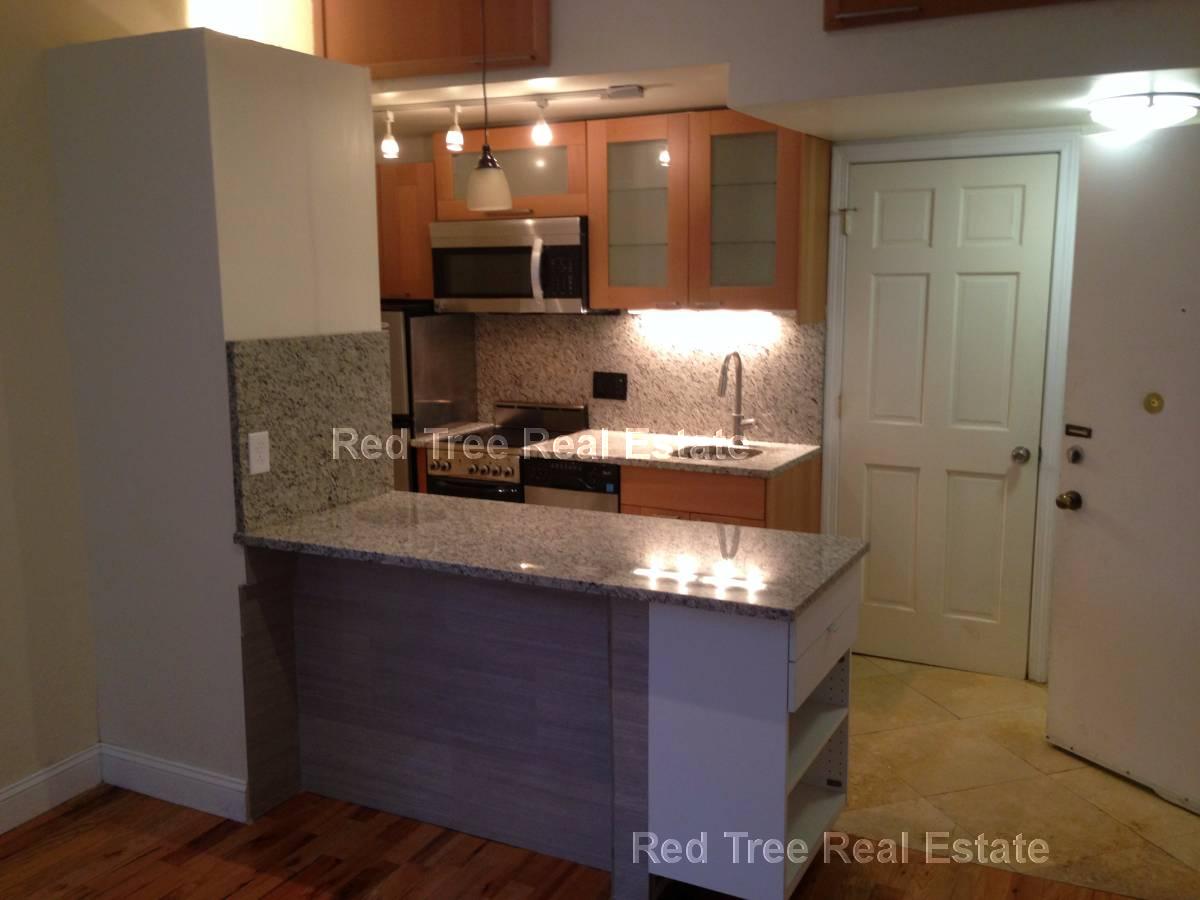 702 Massachusetts Ave, South End