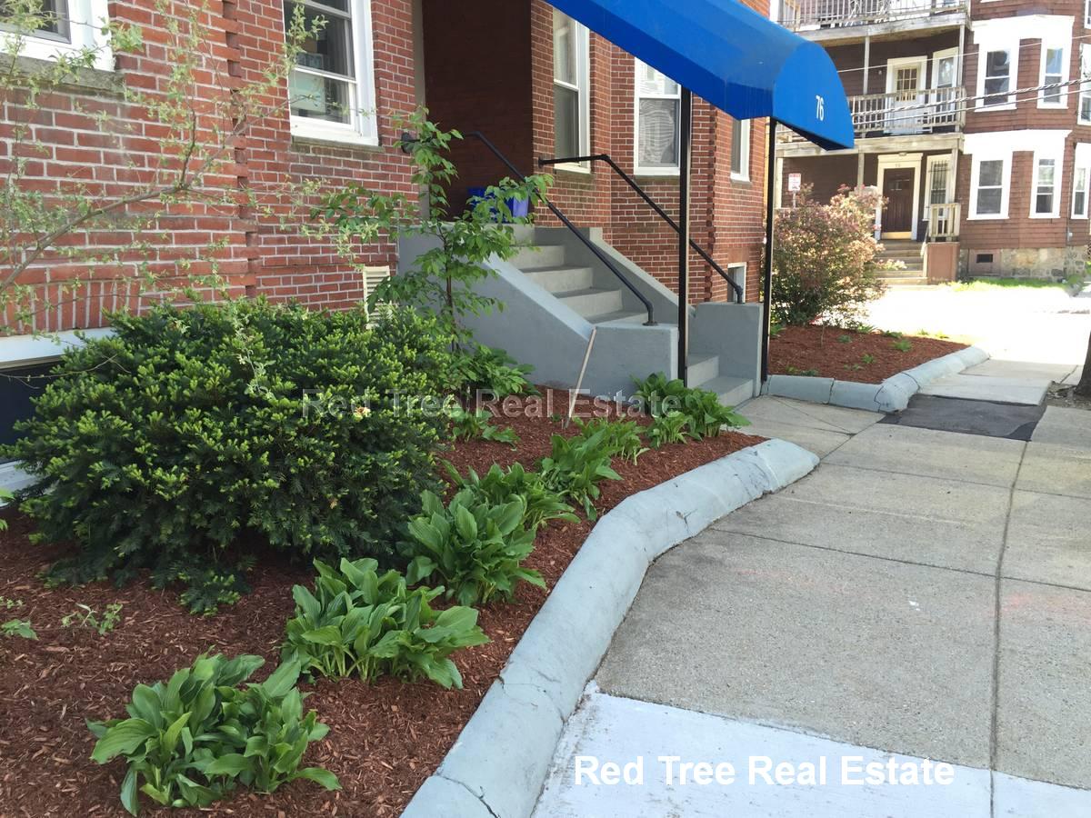 76 Easton St, Lower Allston