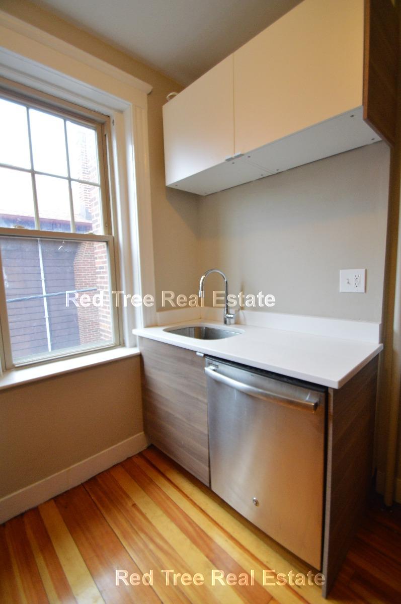 2 bed, 1 bath apartment for rent at 90 Bynner St Unit 4, Jamaica Plain — photo 48 of 50