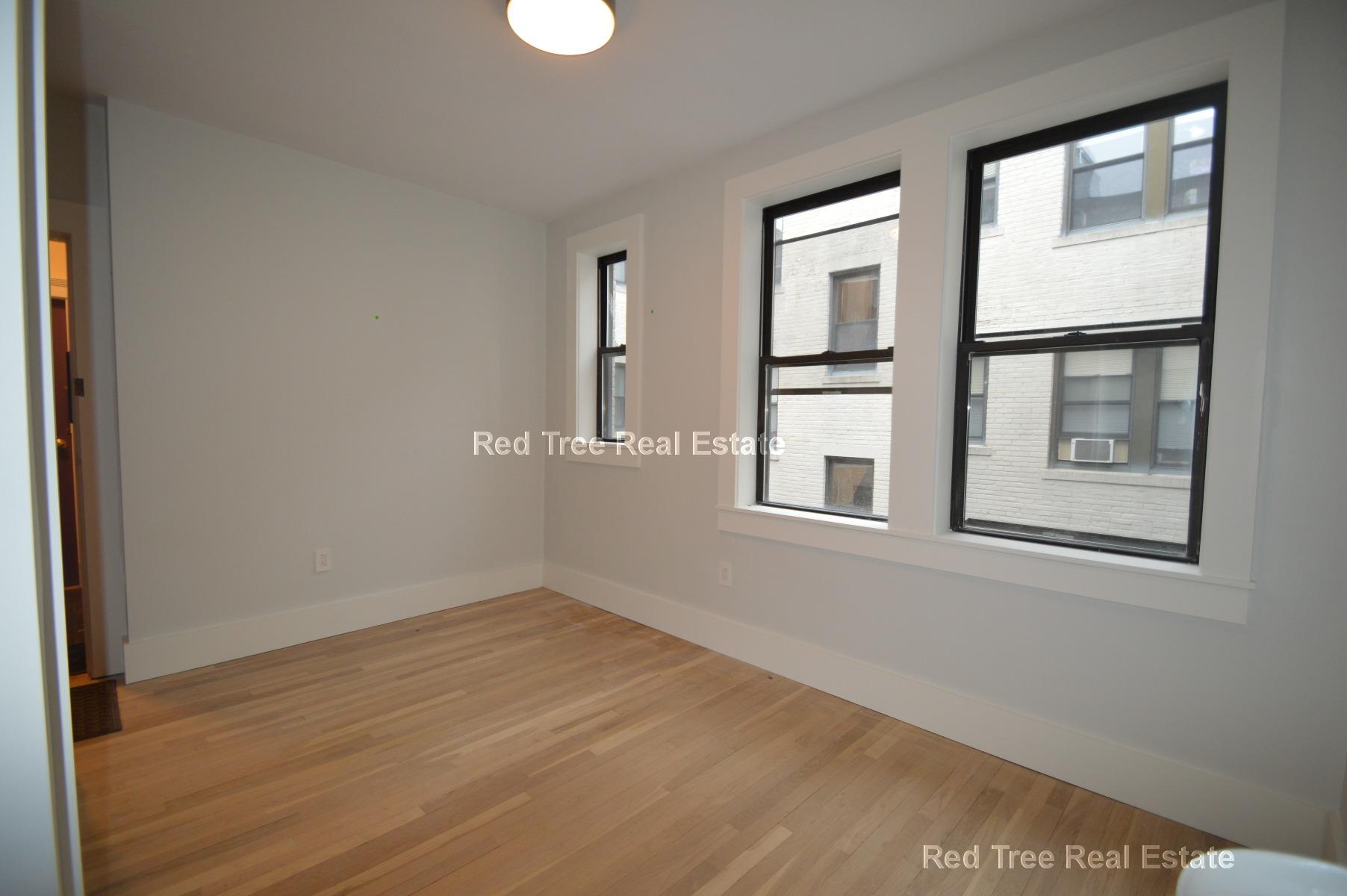 3 bed, 1 bath apartment for rent at 8 Elko St Unit 406, Brighton — photo 9 of 11