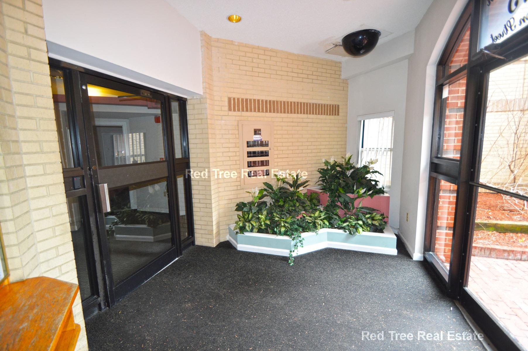 175 Beacon St, Prospect Hill