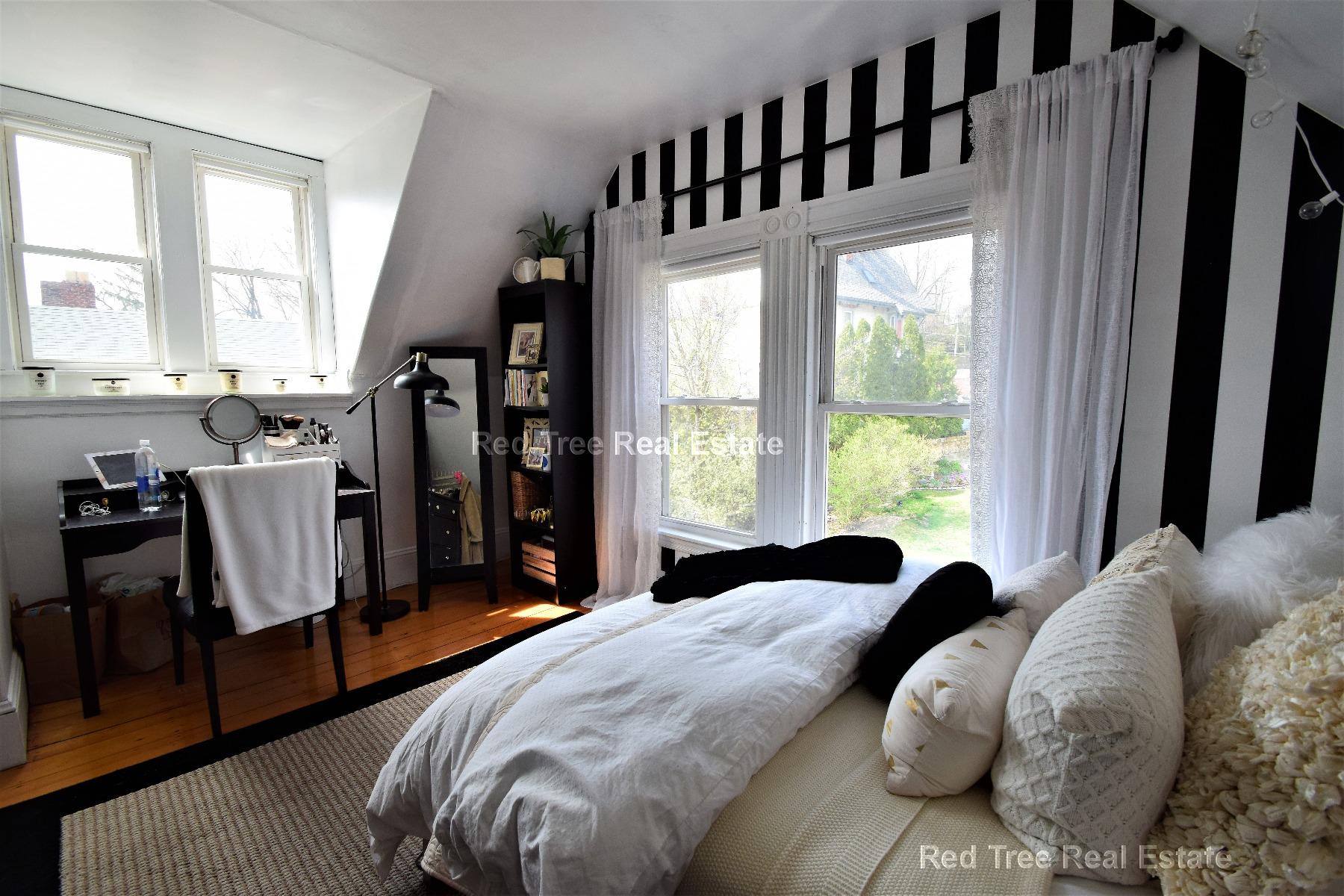 3 bed, 2 bath apartment for rent at 111 Carolina Ave Unit 2, Jamaica Plain — photo 13 of 19