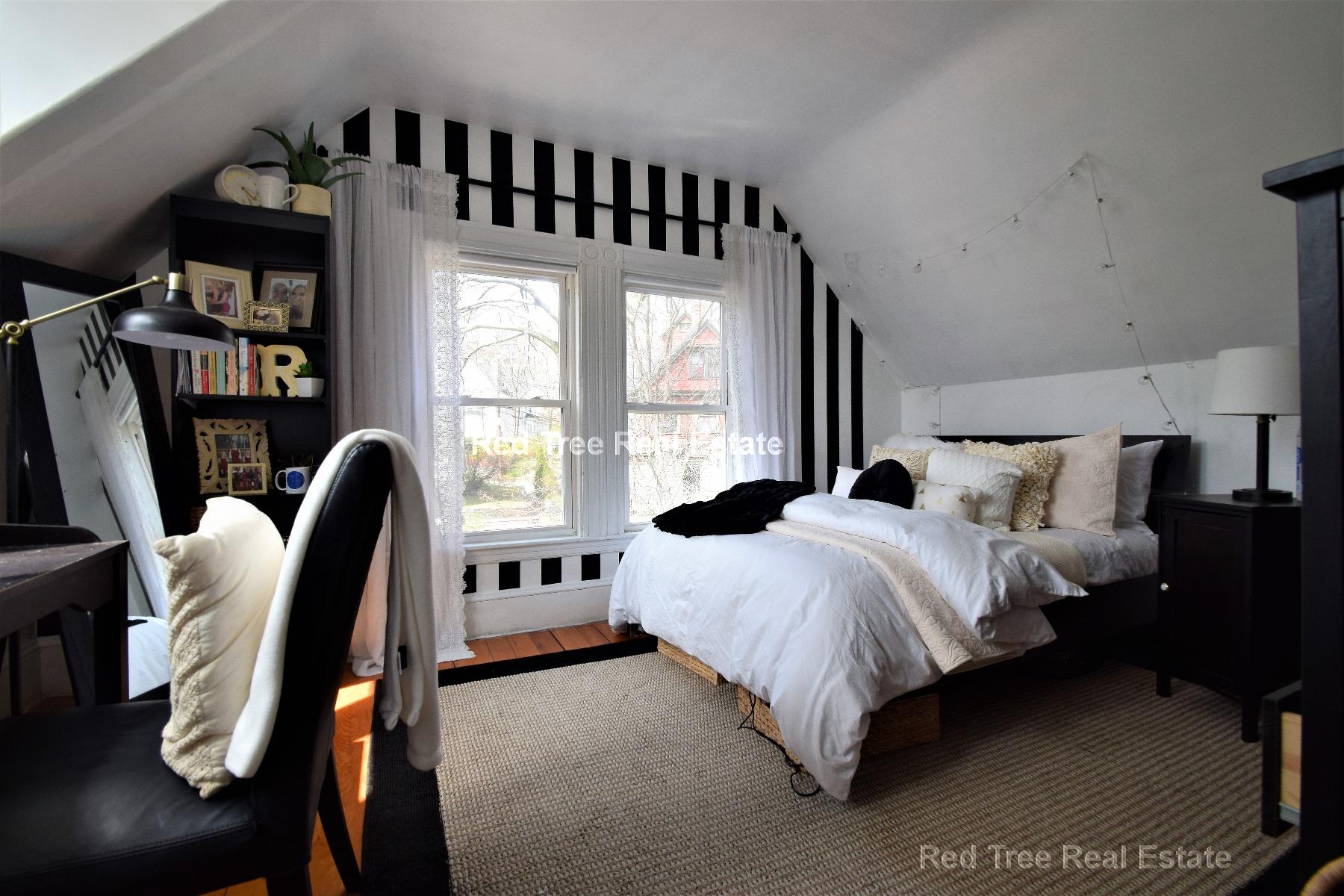 3 bed, 2 bath apartment for rent at 111 Carolina Ave Unit 2, Jamaica Plain — photo 12 of 19