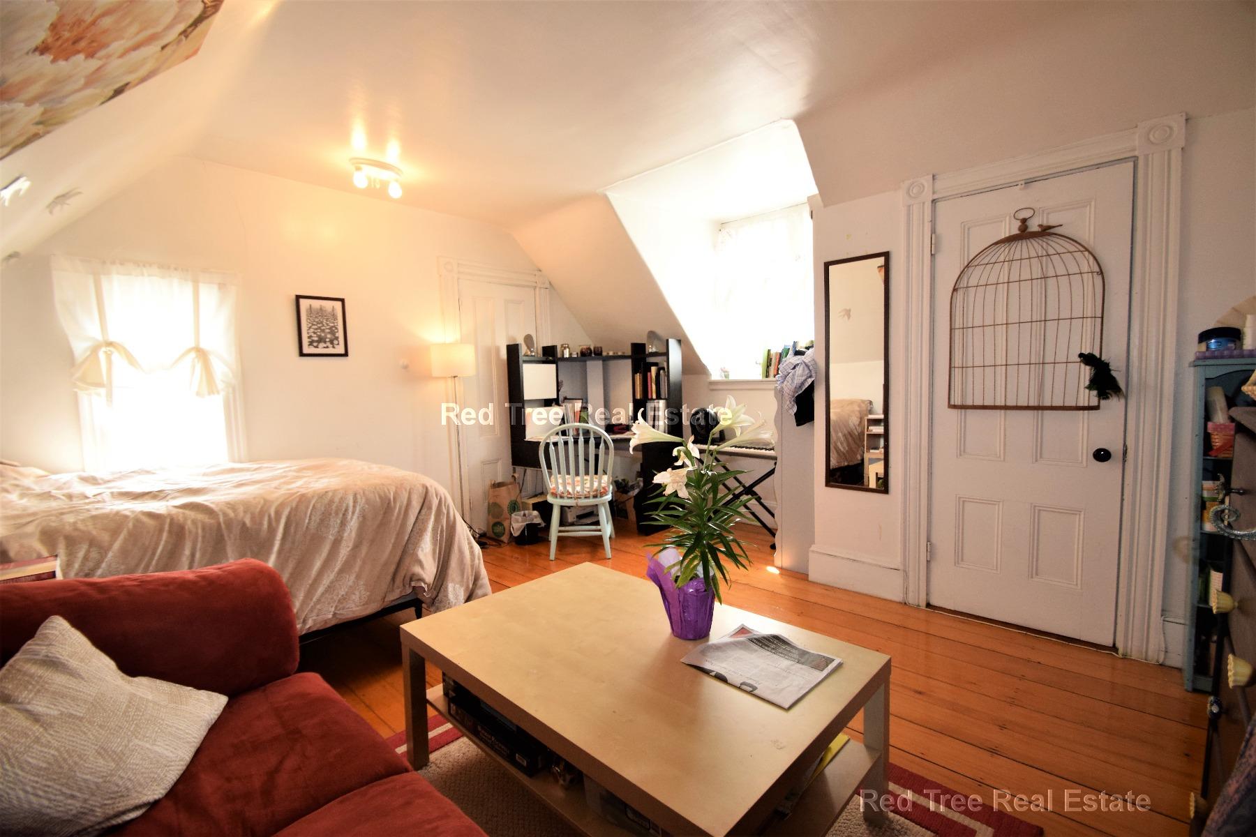 3 bed, 2 bath apartment for rent at 111 Carolina Ave Unit 2, Jamaica Plain — photo 15 of 19