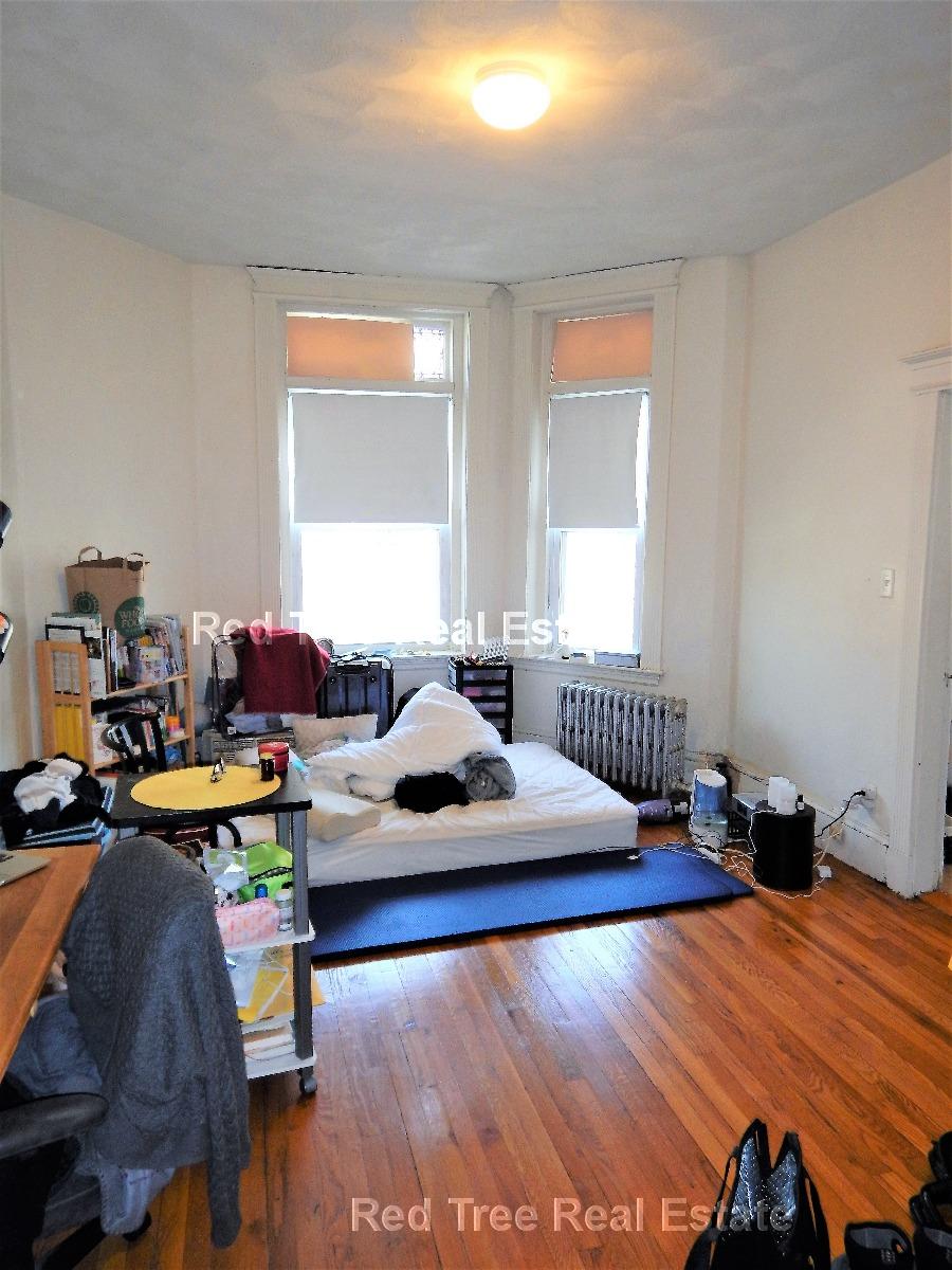 1334 Commonwealth Ave, Allston