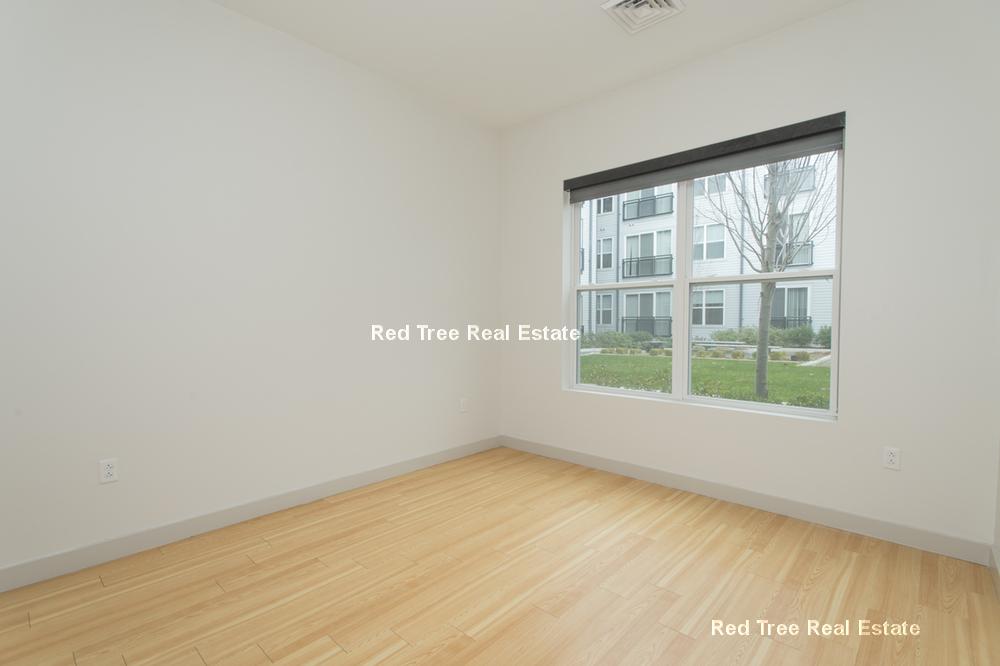 320 D St, South Boston