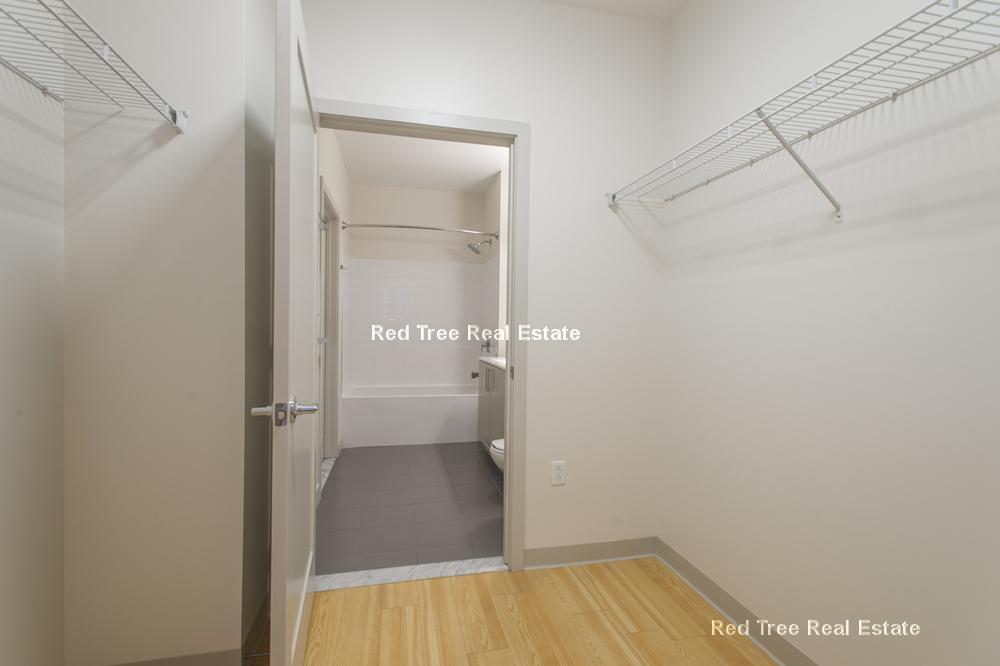 320 D St, South Boston