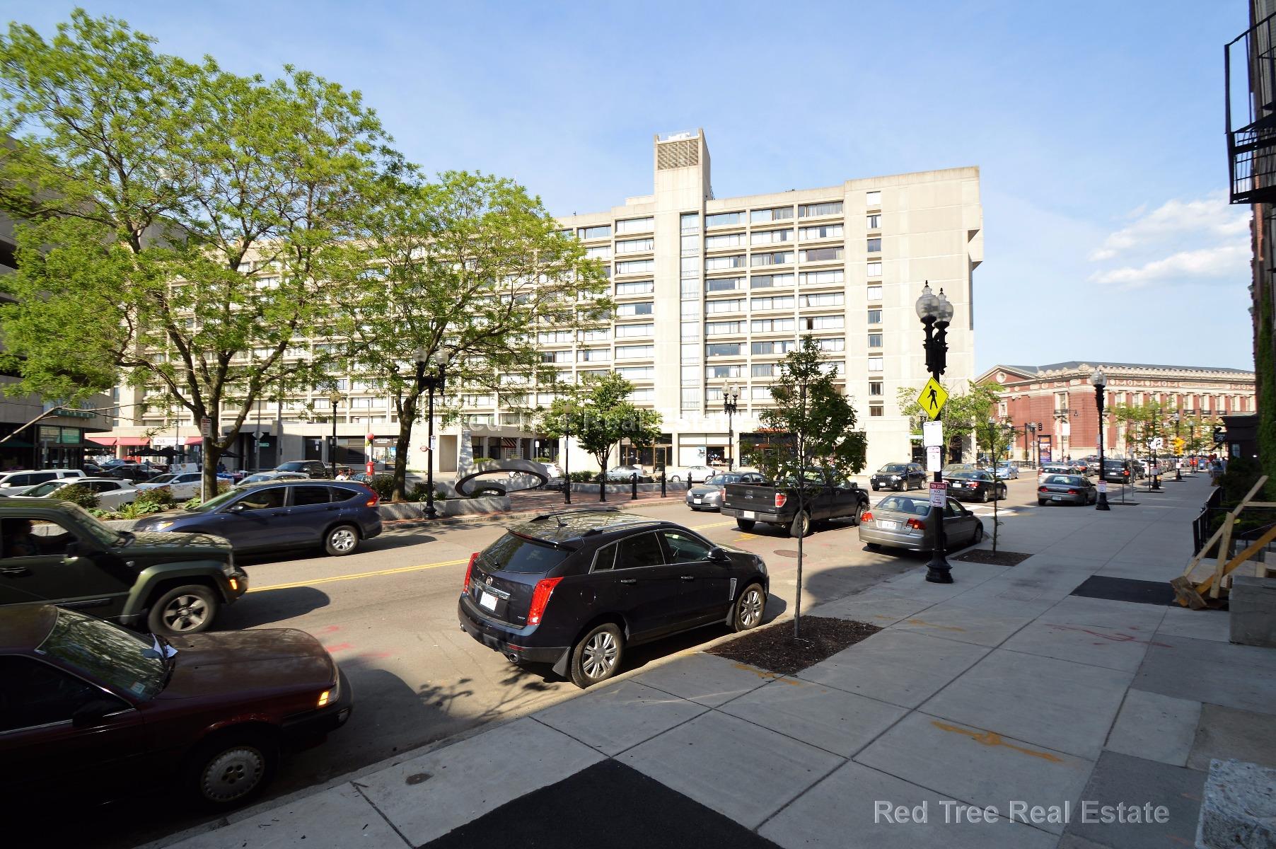 28 Westland Ave, Fenway