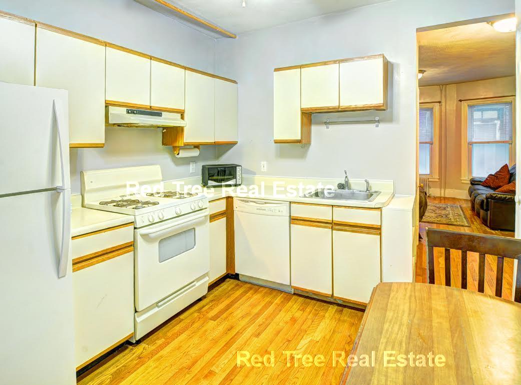 37 Harvard St, Brookline Village