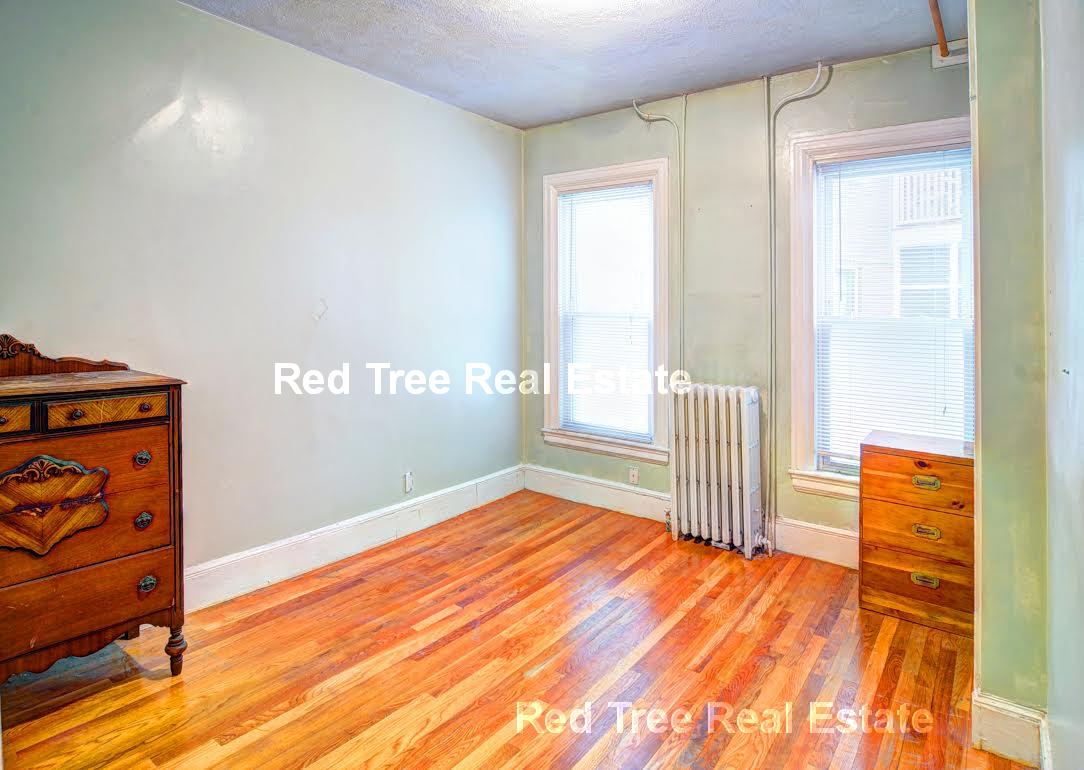 37 Harvard St, Brookline Village