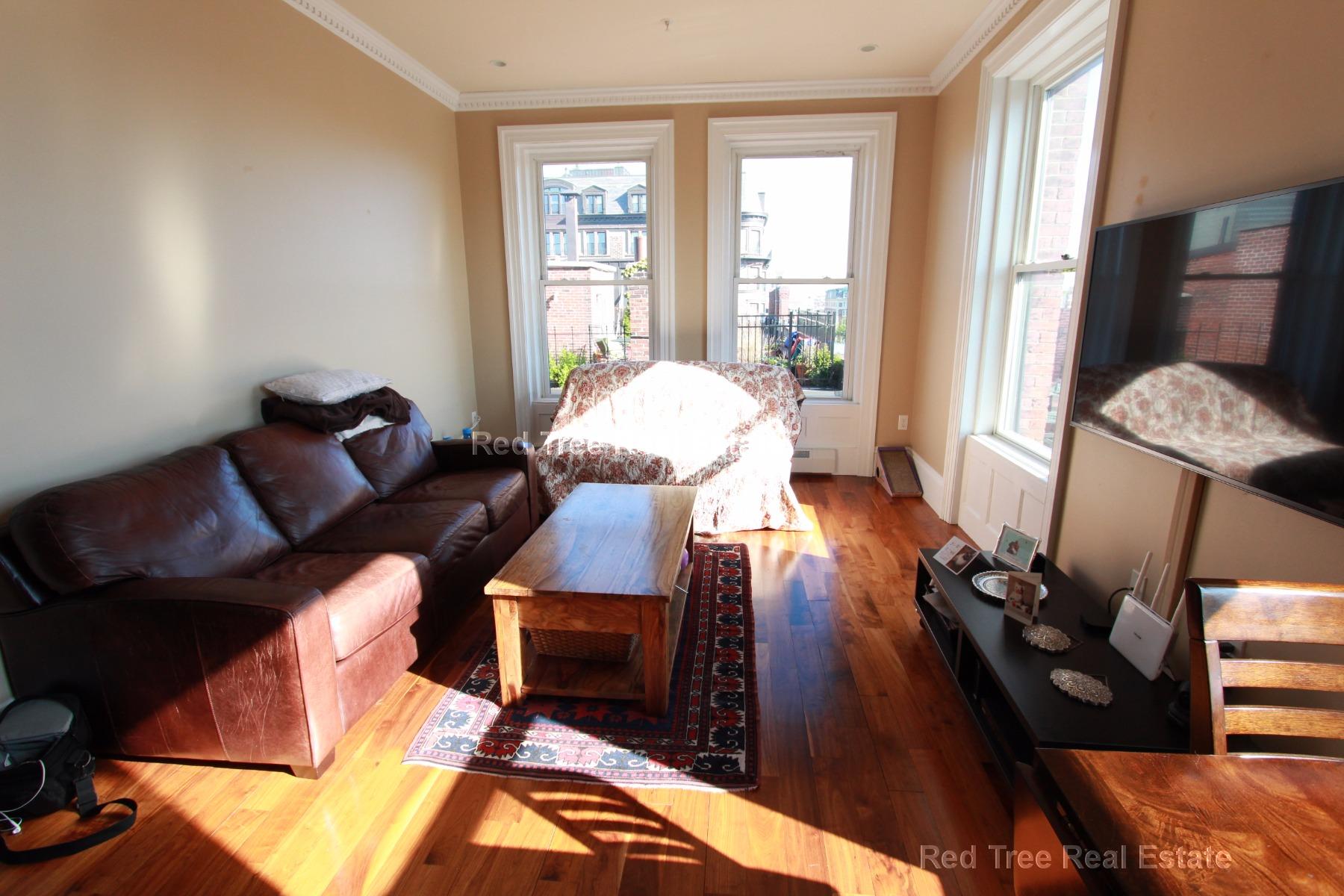 483 Beacon St, Back Bay