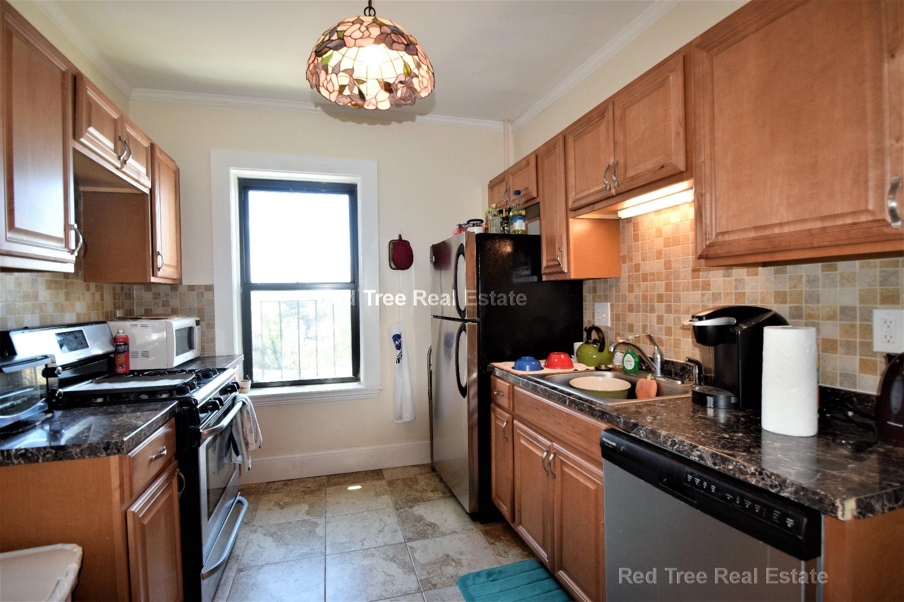 1666 Commonwealth Ave, Brighton