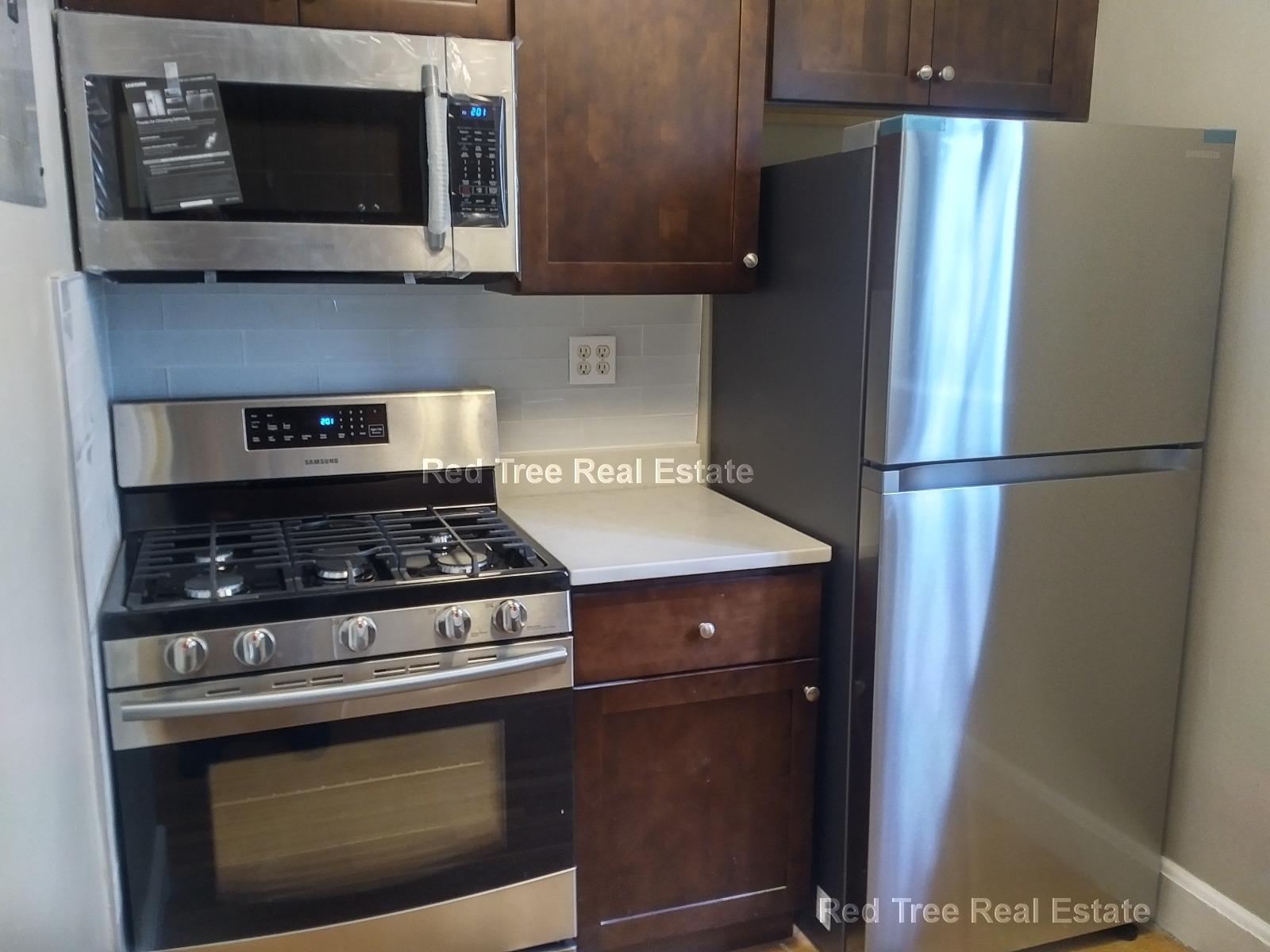 65 Strathmore Rd, Brighton