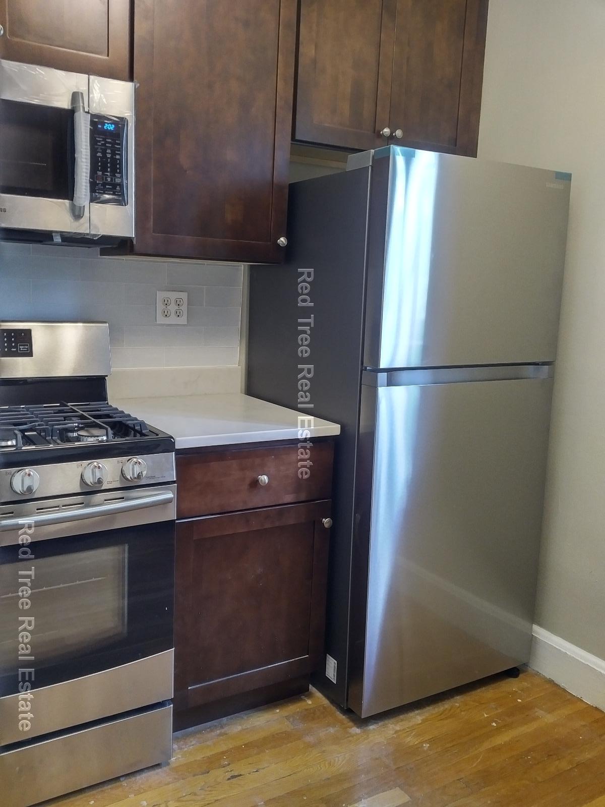 65 Strathmore Rd, Brighton