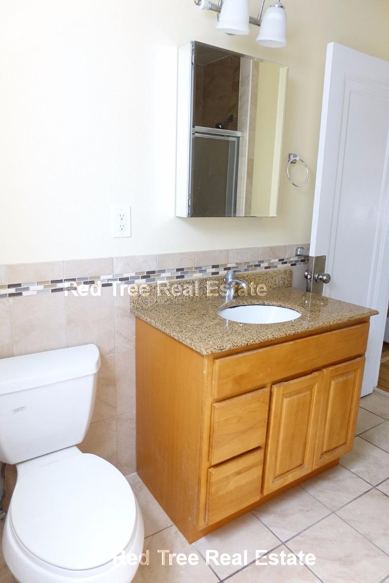 2009 Commonwealth Ave, Brighton