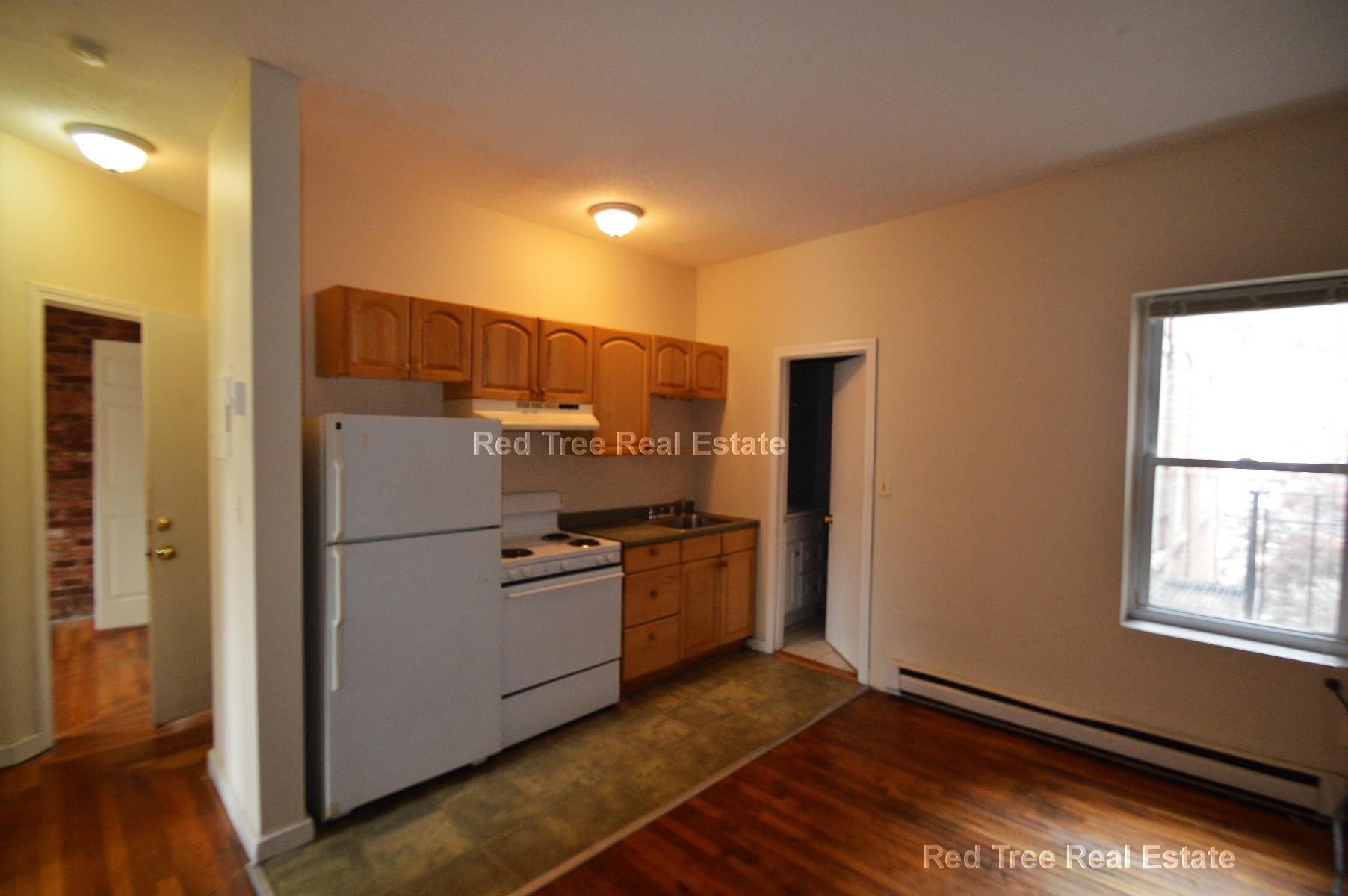 890 Huntington Ave, Mission Hill