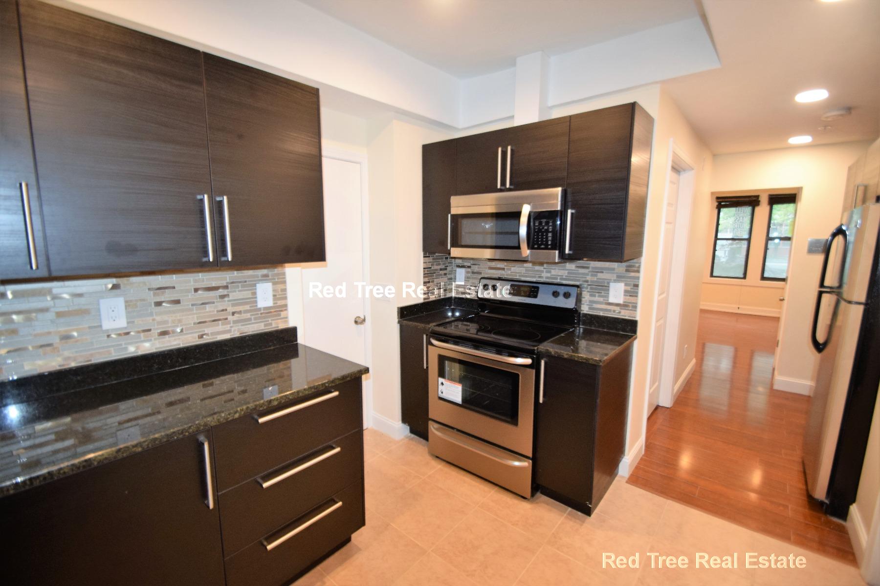 1203 Beacon St, Coolidge Corner