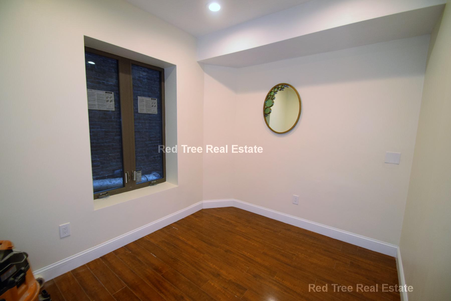 1203 Beacon St, Coolidge Corner