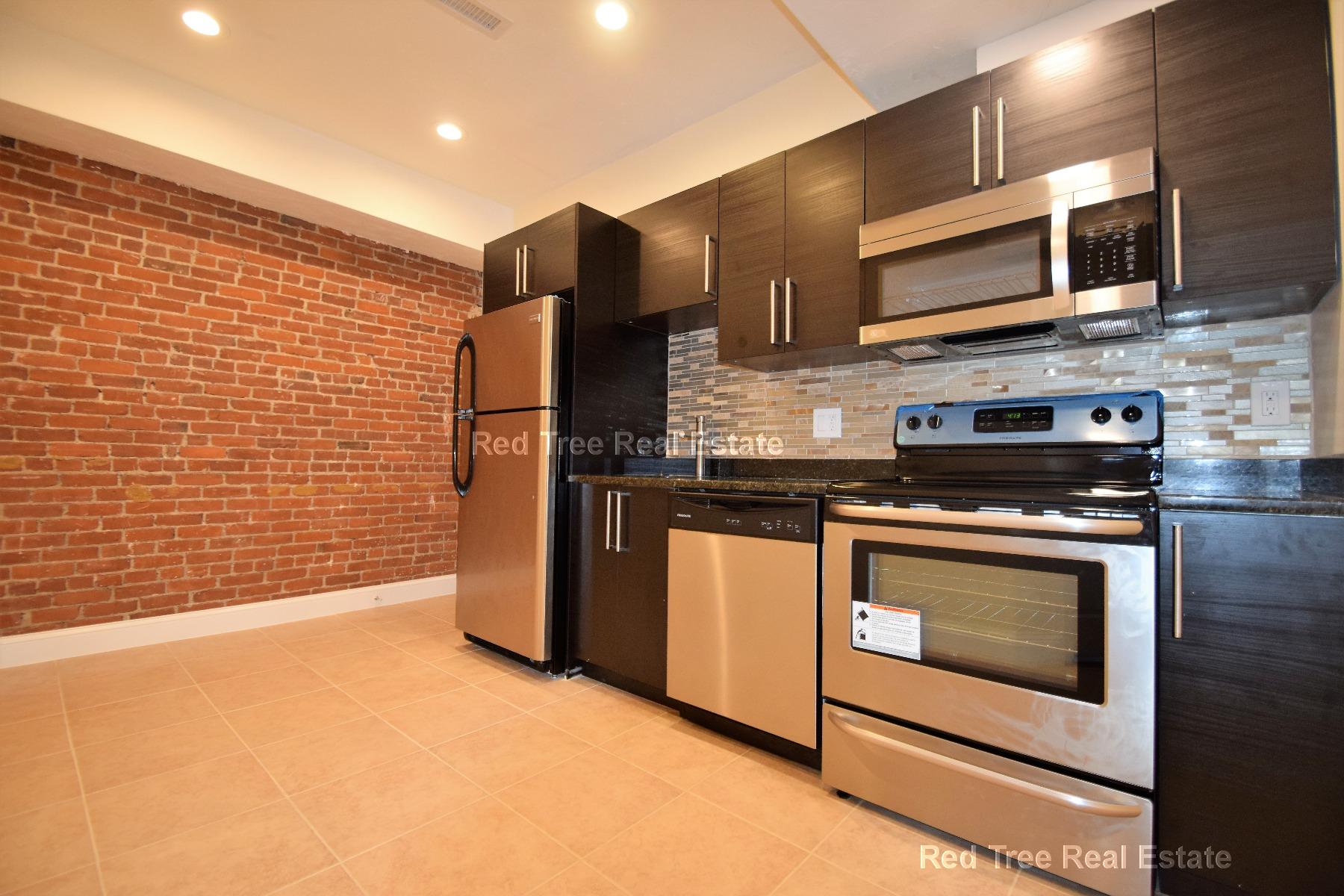 1203 Beacon St, Brookline Village