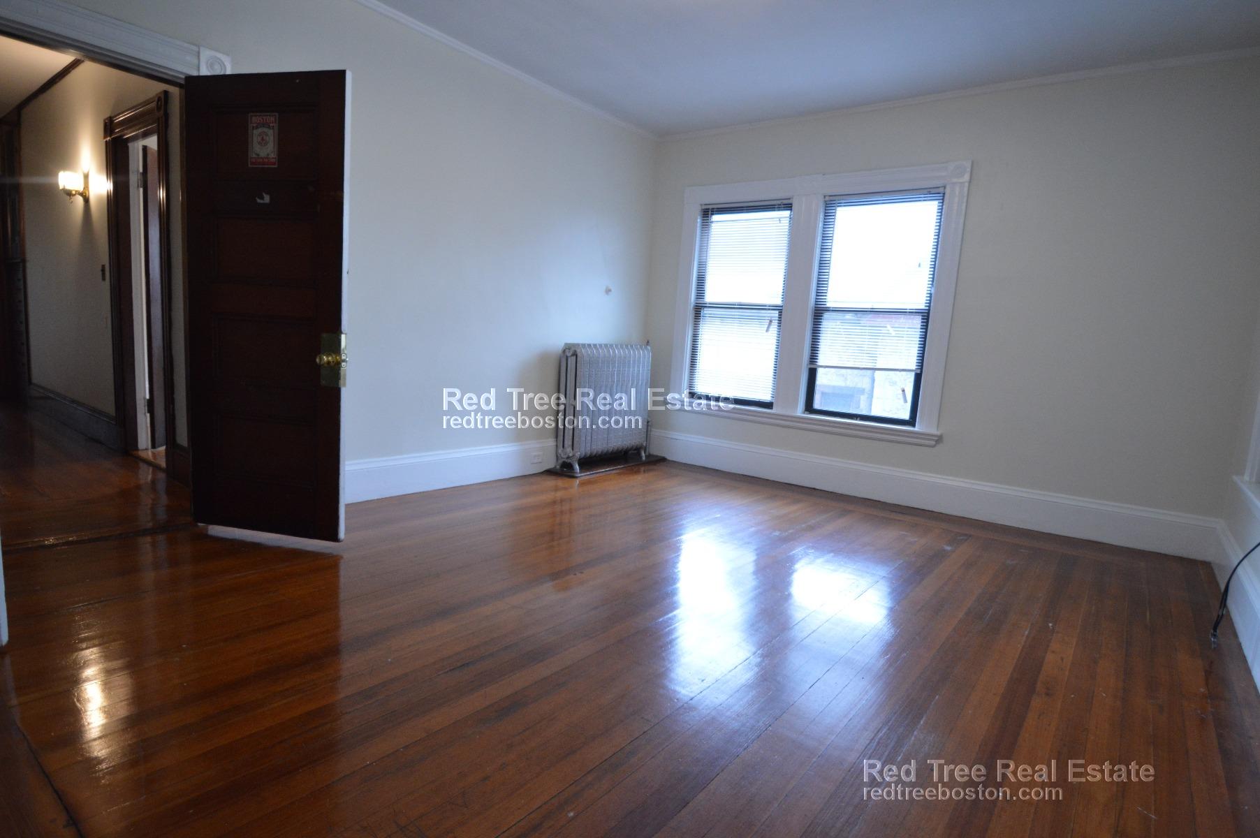 31 Quint Ave, Allston