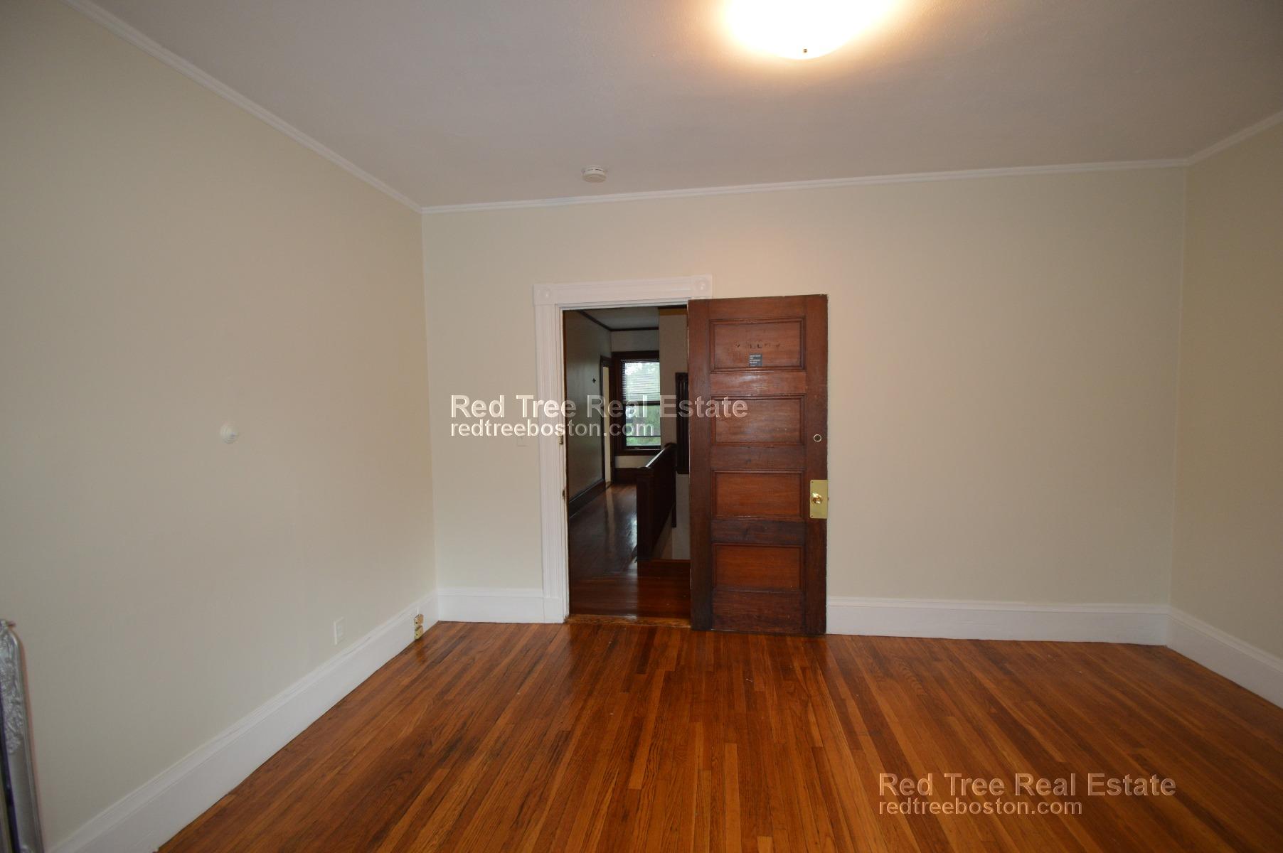 31 Quint Ave, Allston