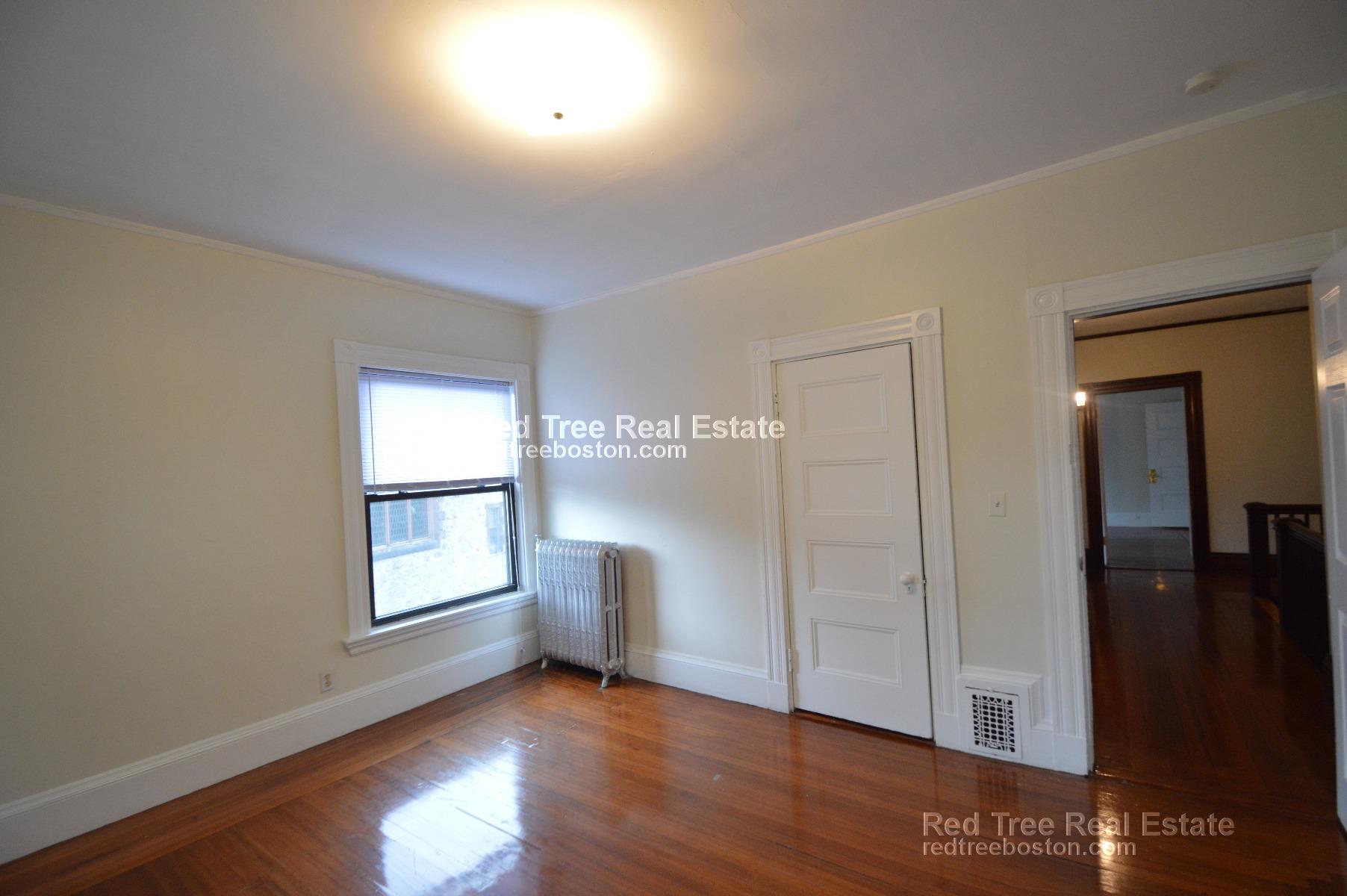 31 Quint Ave, Allston