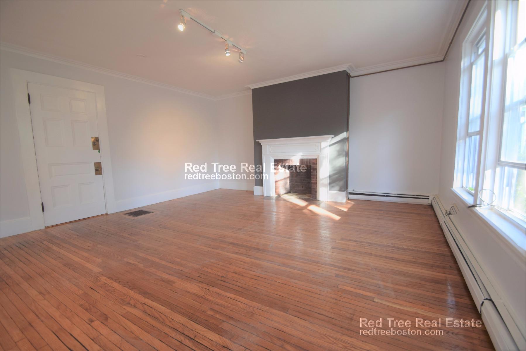 Studio bed, 1 bath apartment for rent at 41 Elmore St Unit 3, Roxbury — photo 7 of 10