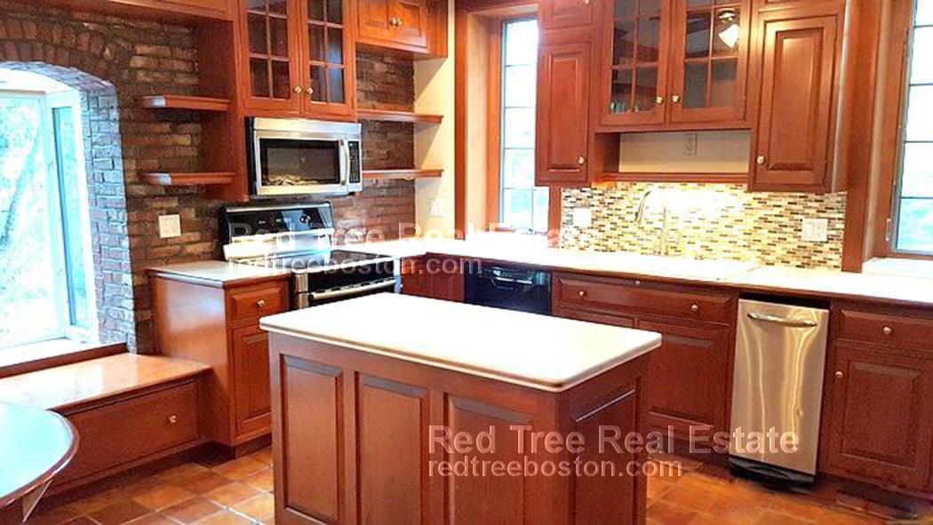 175 Summer St, Somerville