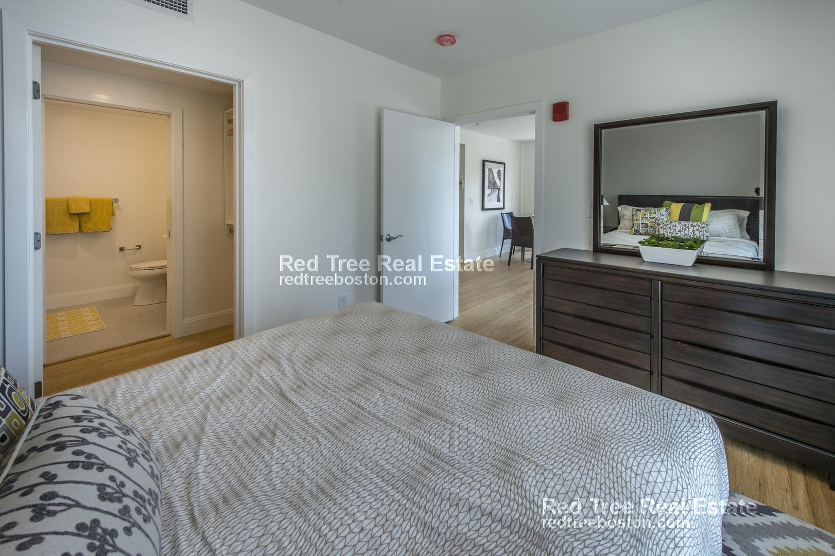 40 Malvern St, Allston