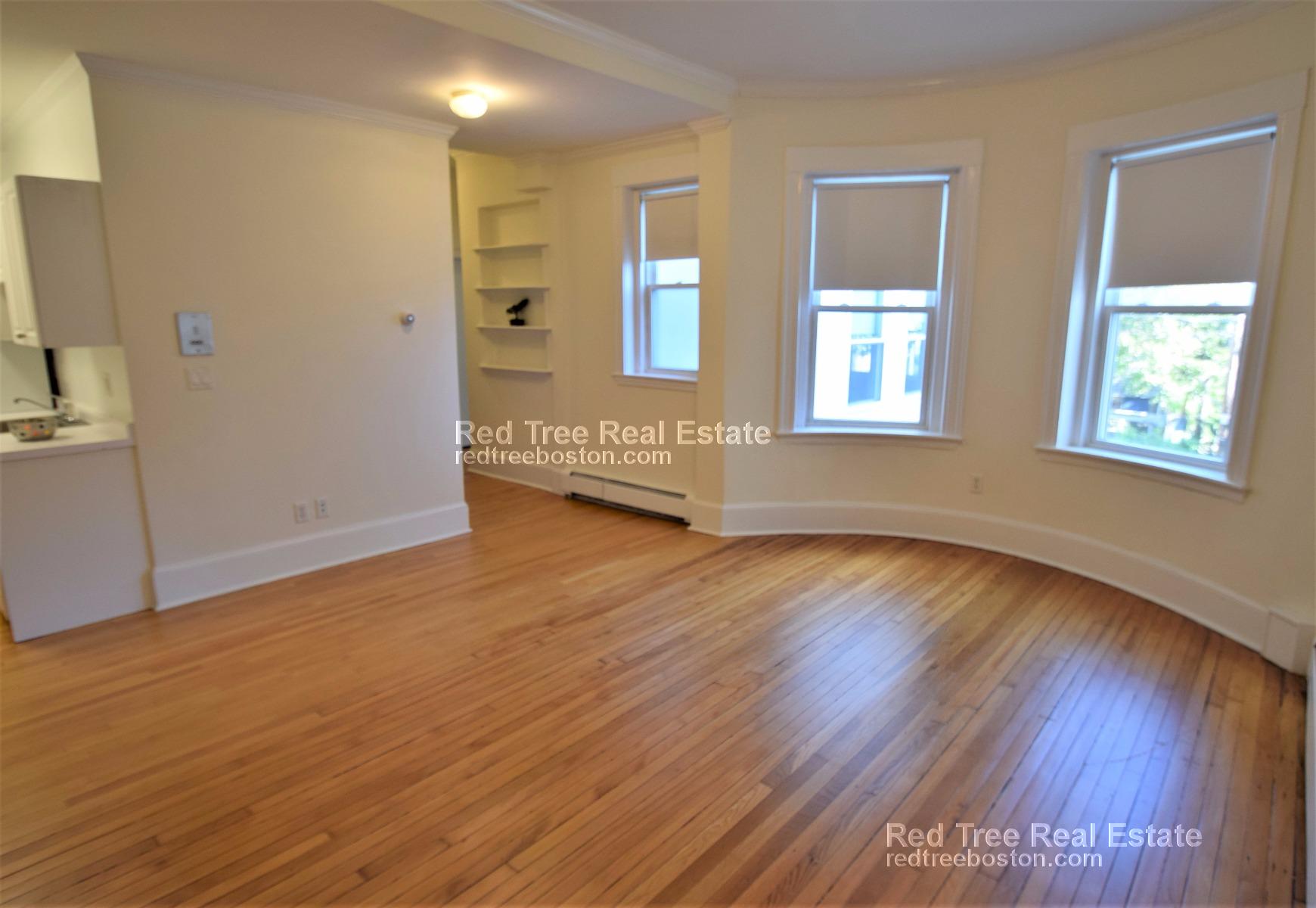 21 Fairbanks St, Coolidge Corner