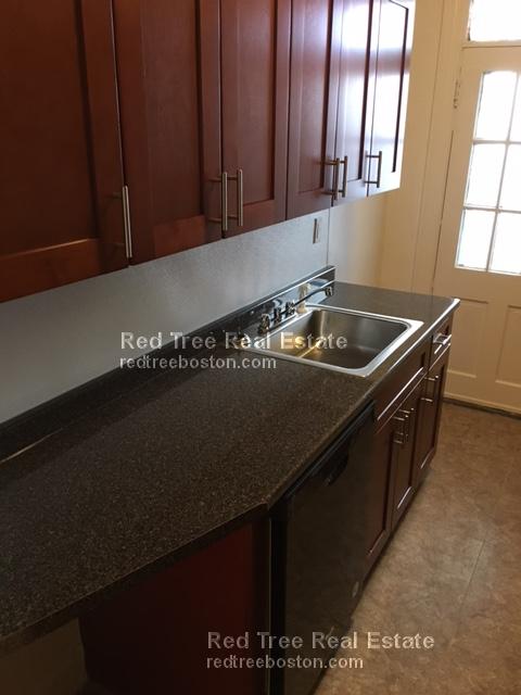 116 Washington St, Brighton