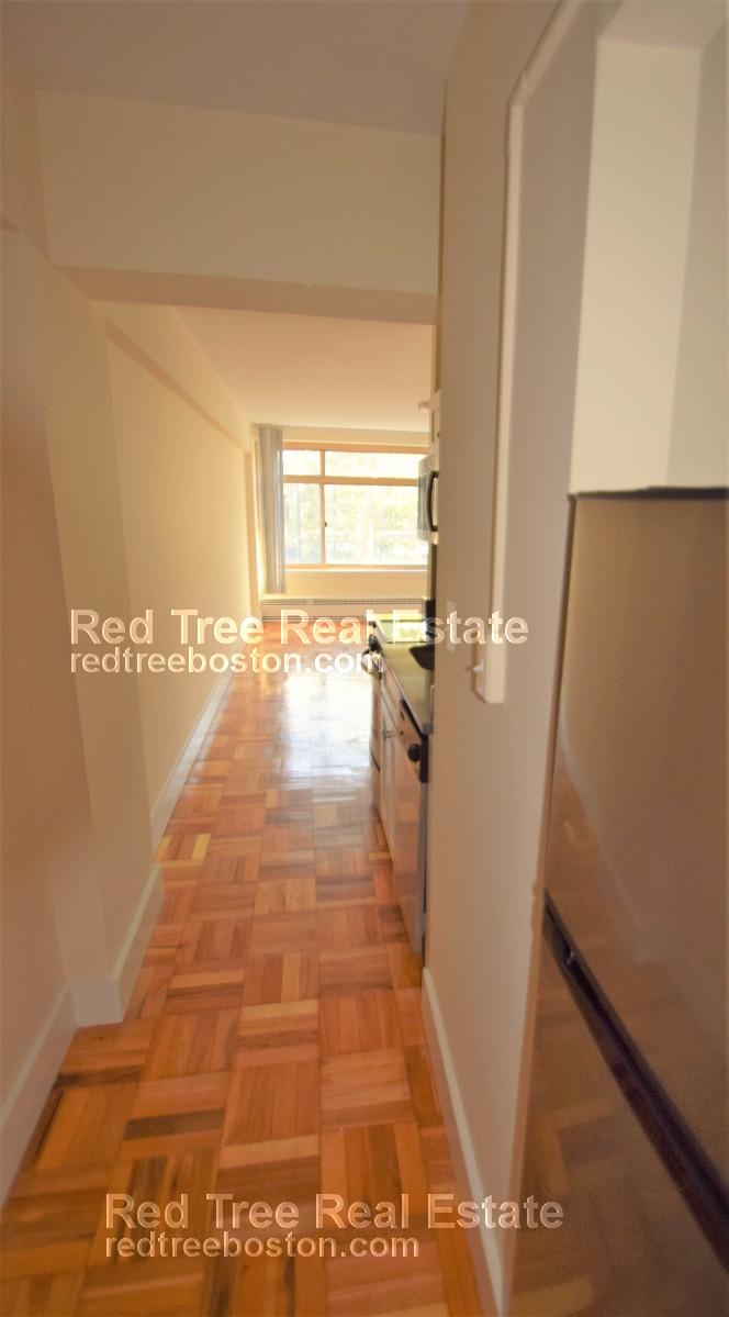 1440 Beacon St, Brookline