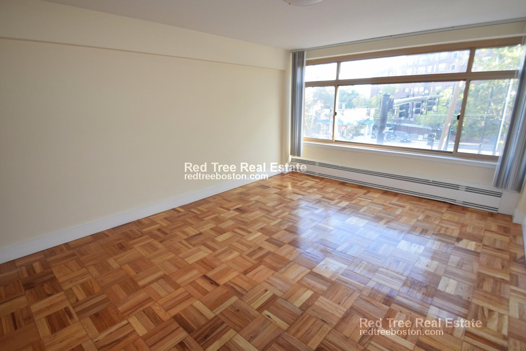 1440 Beacon St, Brookline