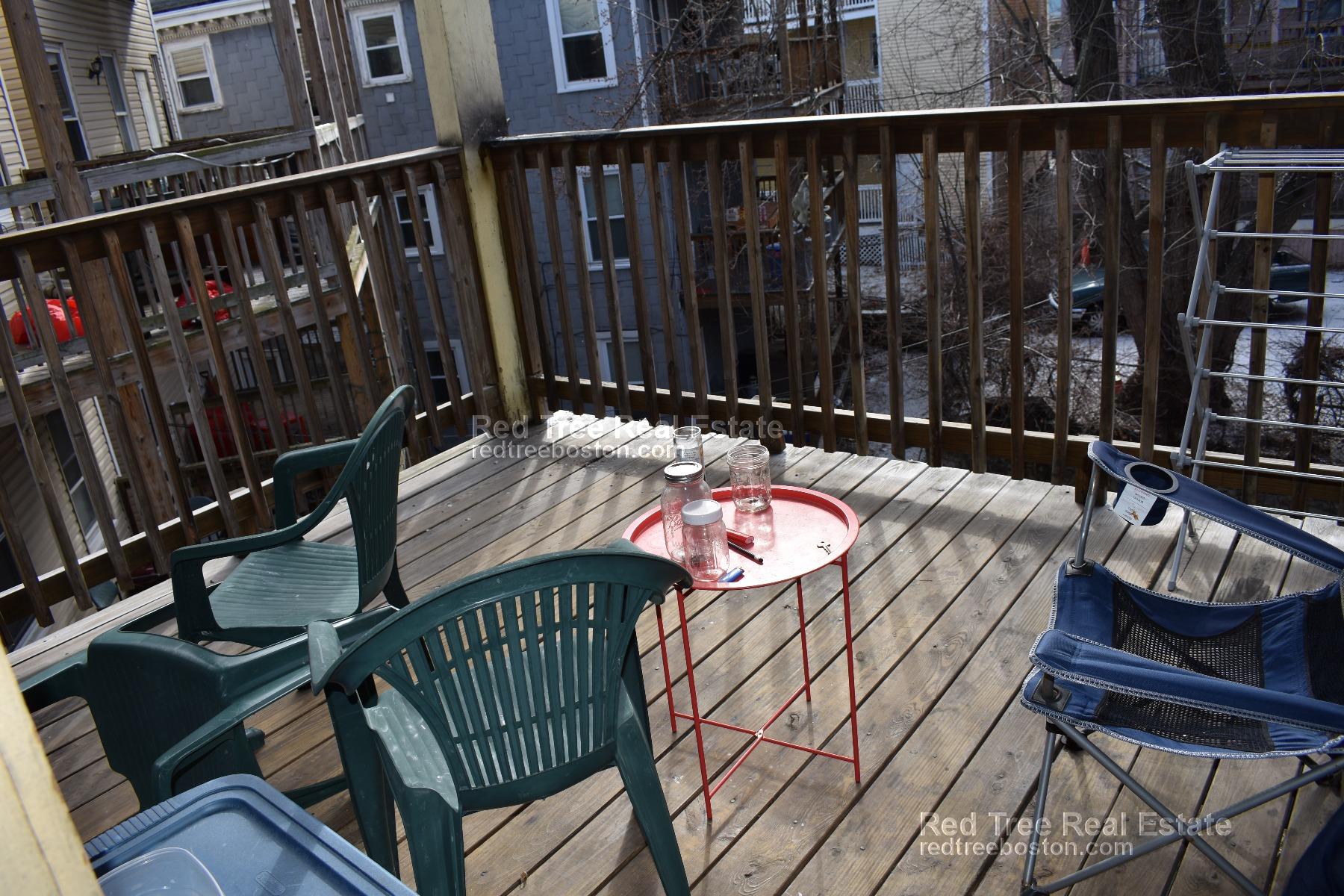 4 bed, 1 bath apartment for rent at 103 Calumet St Unit 3, Mission Hill — photo 13 of 17