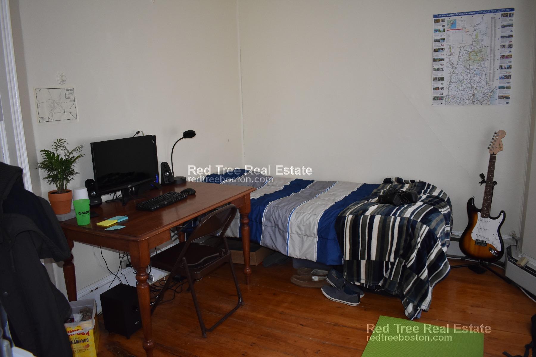 4 bed, 1 bath apartment for rent at 103 Calumet St Unit 3, Mission Hill — photo 10 of 17