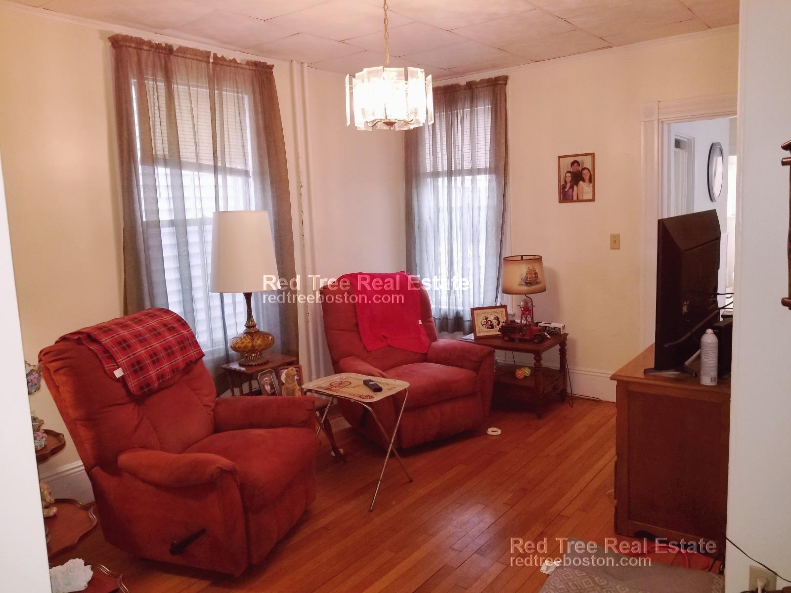 2 bed, 1 bath apartment for rent at 45 Crescent Ave Unit 1, Chelsea — photo 2 of 8