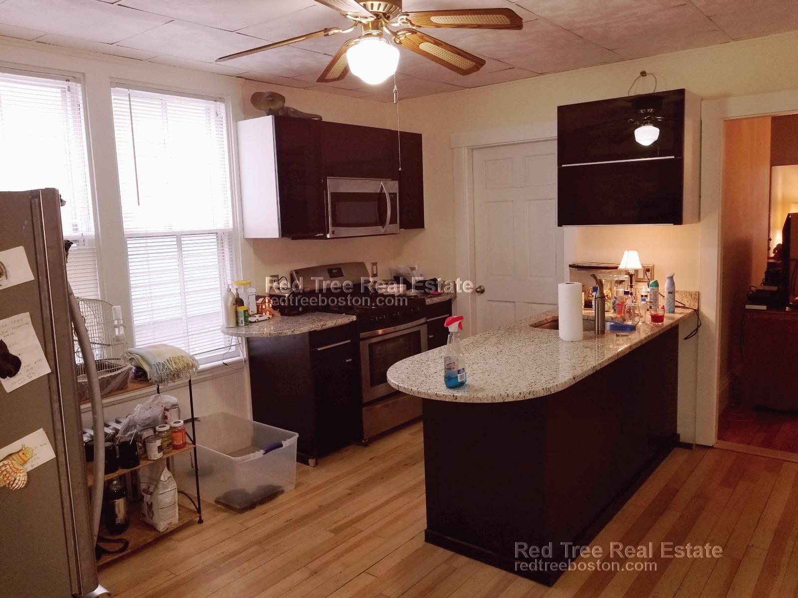 2 bed, 1 bath apartment for rent at 45 Crescent Ave Unit 1, Chelsea — photo 4 of 8