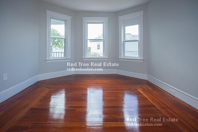 6 Hinckley St, Davis Square