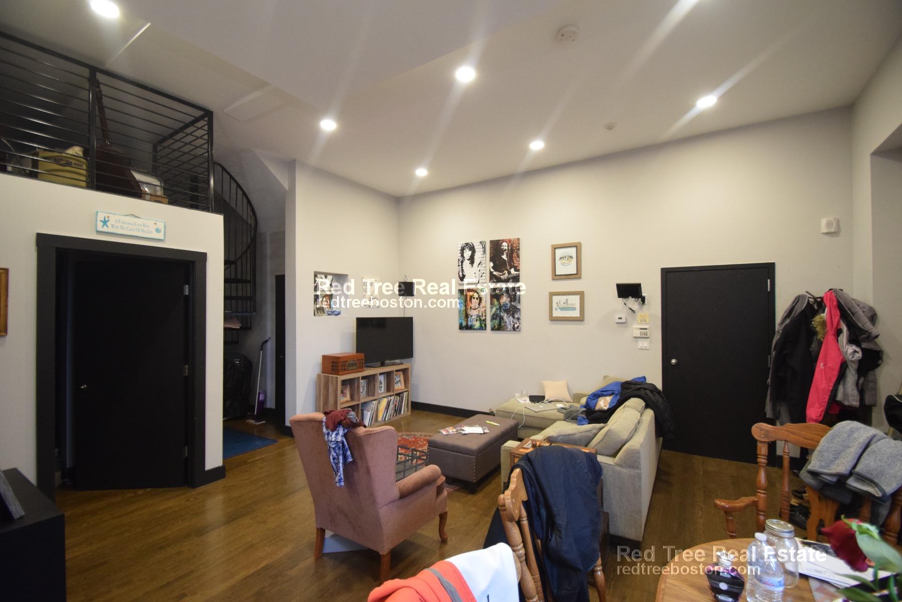 1 bed, 1 bath apartment for rent at 444 Western Ave Unit 2, Brighton — photo 11 of 34
