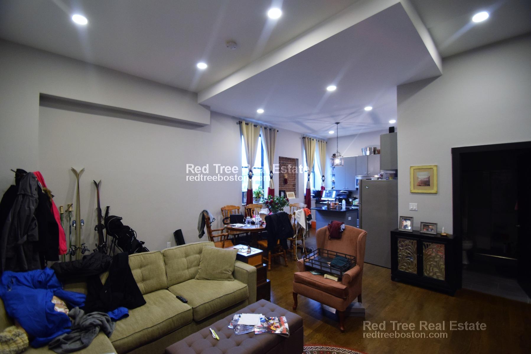 1 bed, 1 bath apartment for rent at 444 Western Ave Unit 2, Brighton — photo 9 of 34