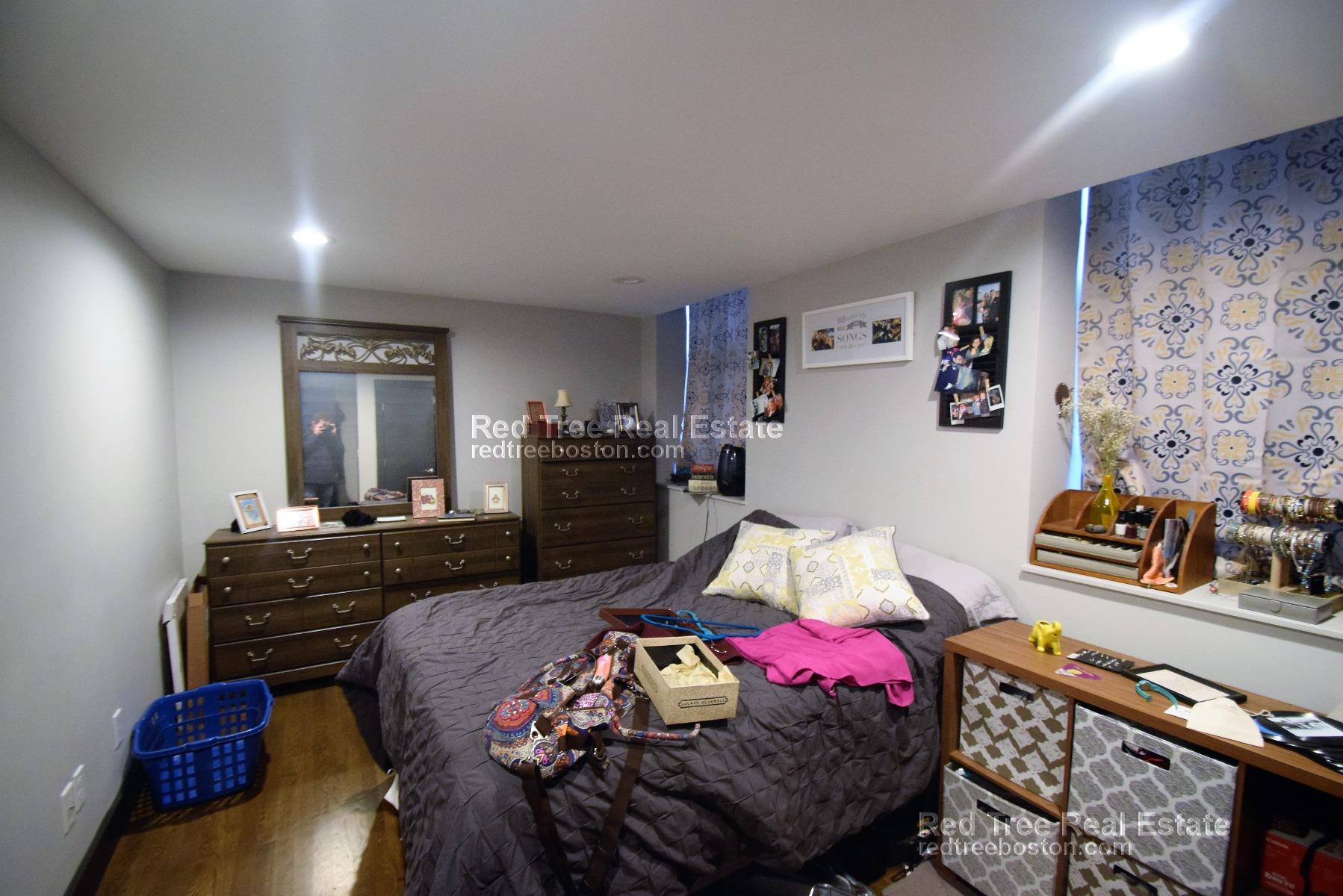 1 bed, 1 bath apartment for rent at 444 Western Ave Unit 2, Brighton — photo 17 of 34