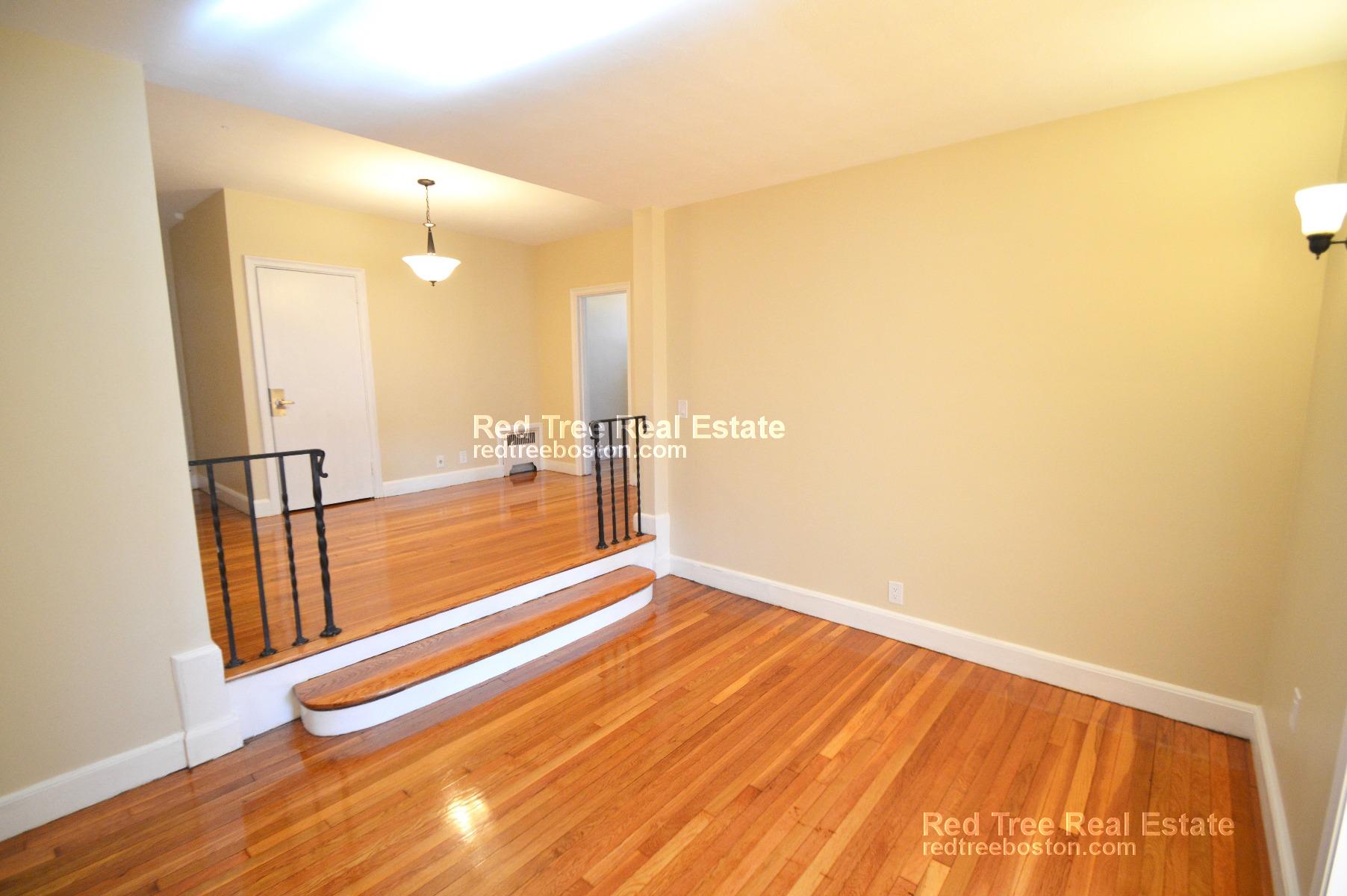 65 Strathmore Rd, Brighton